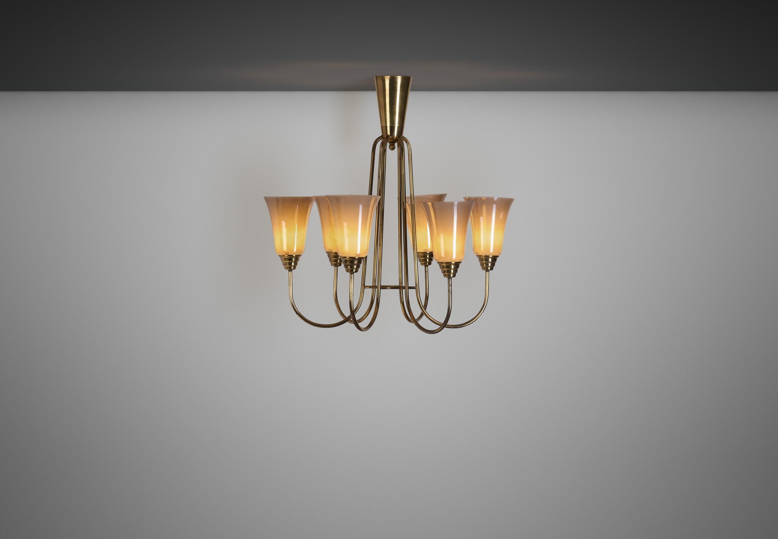 Finnish Mid-Century Brass and Opal 'ER 68/6' Chandelier for Itsu, Finland ca 1950s For Sale
