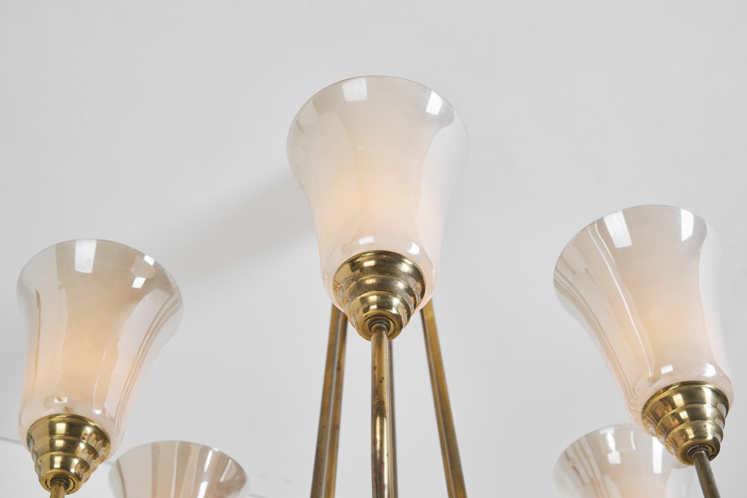 Mid-Century Brass and Opal 'ER 68/6' Chandelier for Itsu, Finland ca 1950s 3