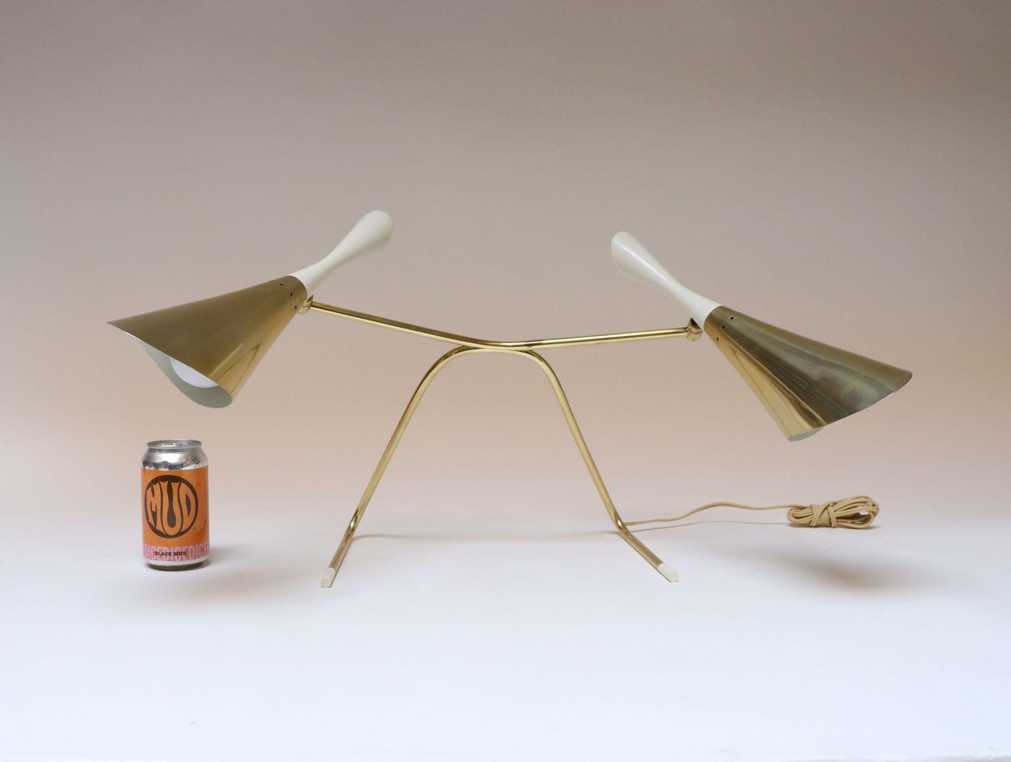Mid-Century Brass and Painted Metal Twin Shade Table Lamp Attributed to Laurel For Sale 1