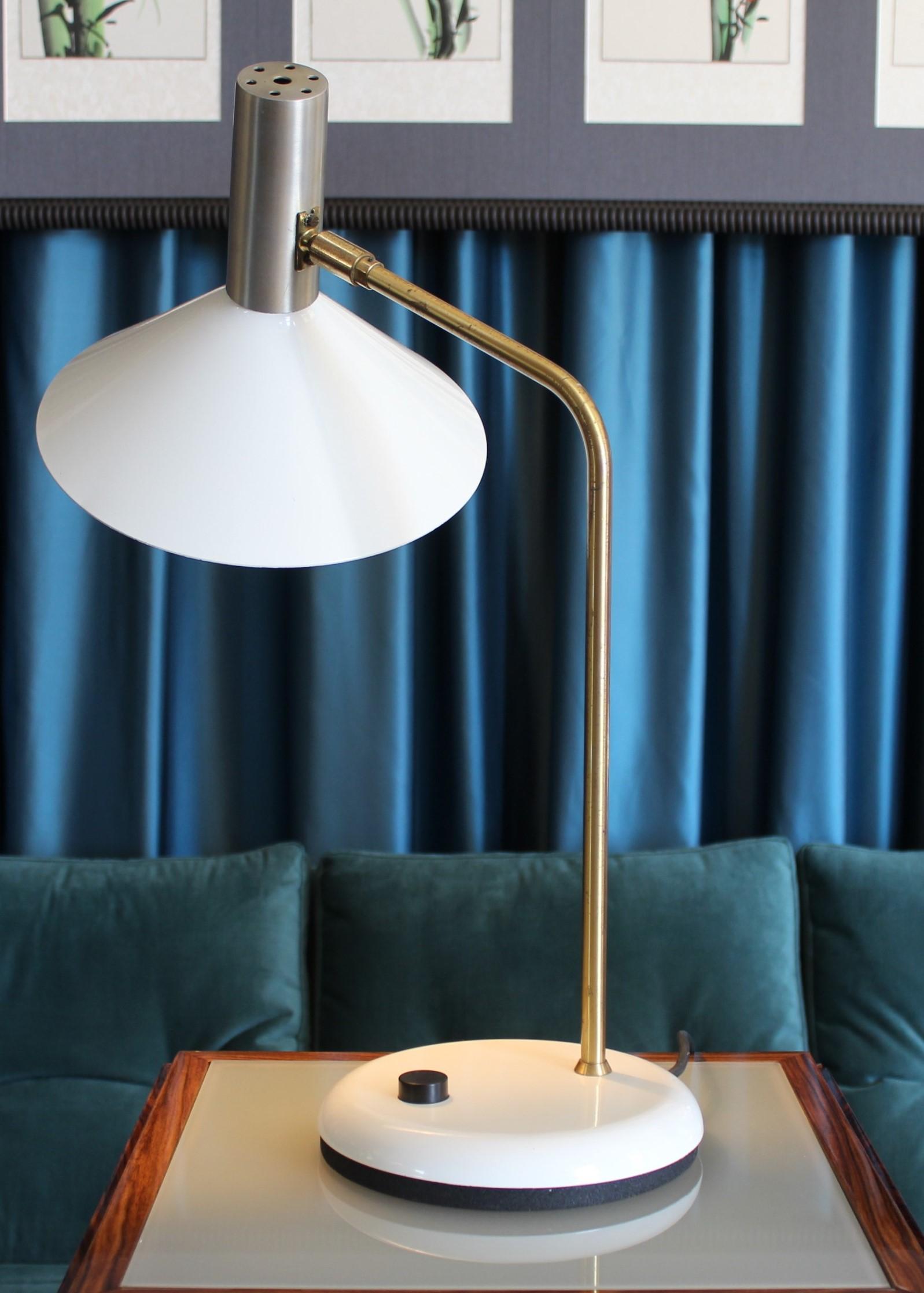 Mid-century Brass and Painted Steel Desk Lamp by Stilnovo, 1950 4
