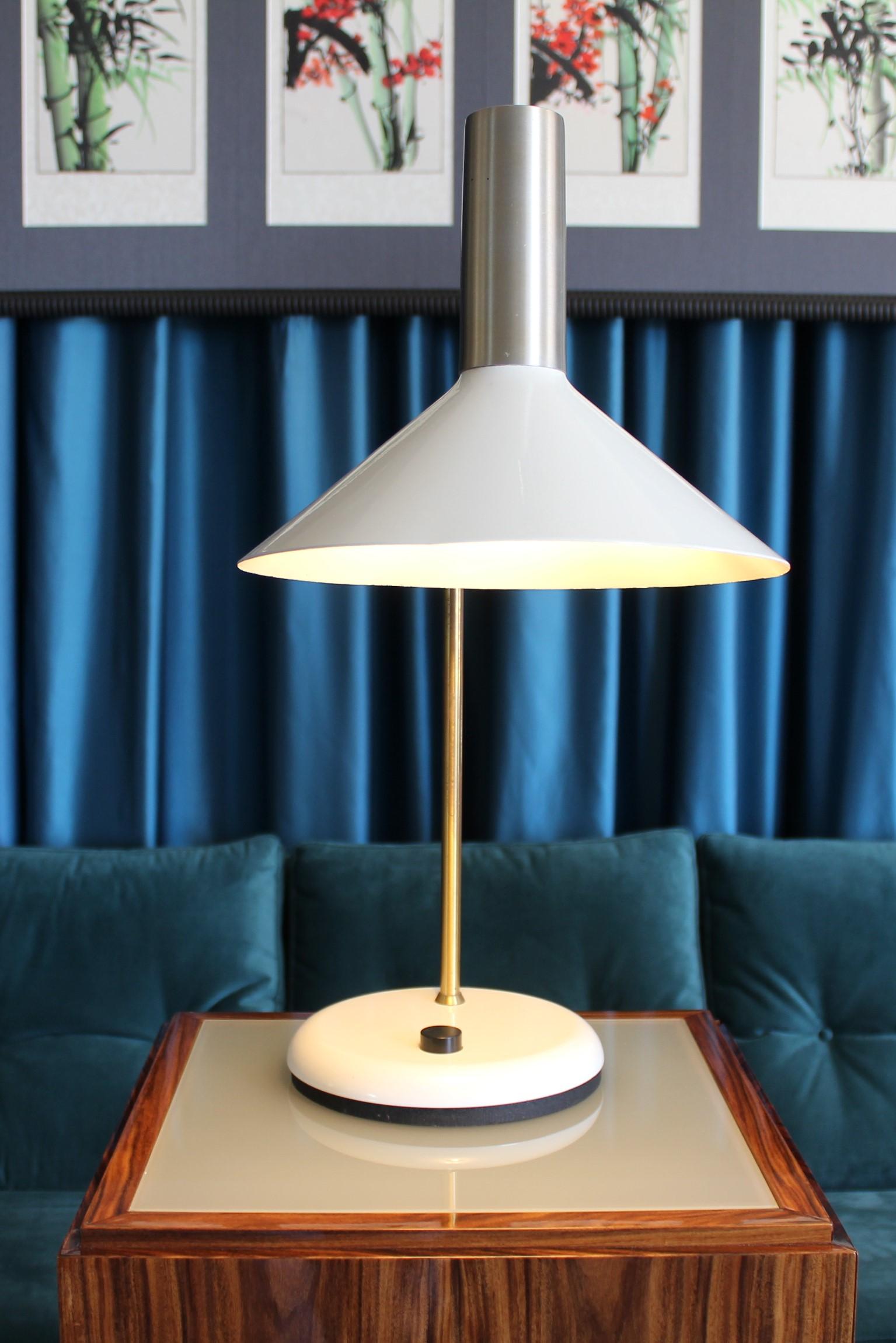 Mid-century Brass and Painted Steel Desk Lamp by Stilnovo, 1950 1