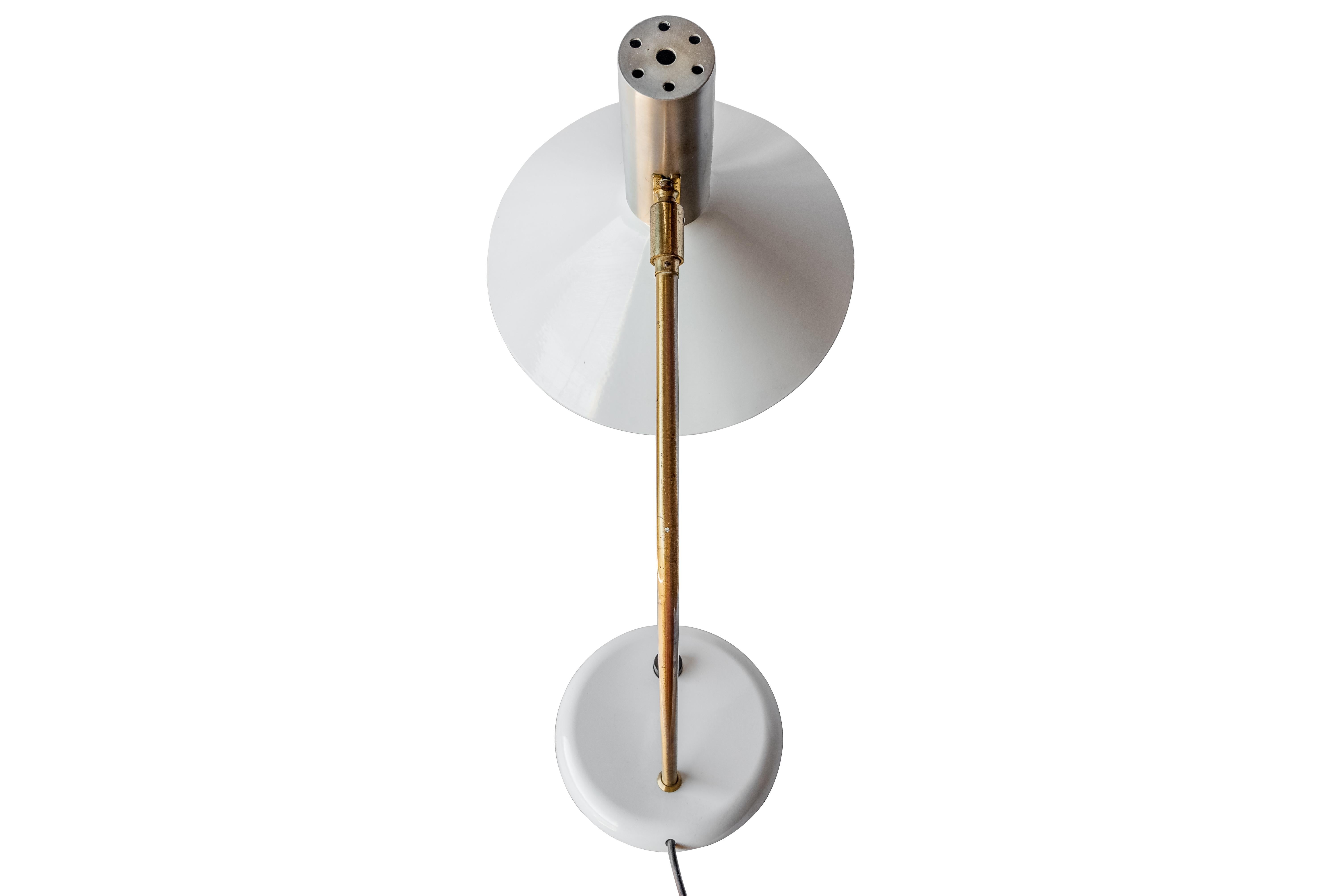 Italian Mid-century Brass and Painted Steel Desk Lamp by Stilnovo, 1950