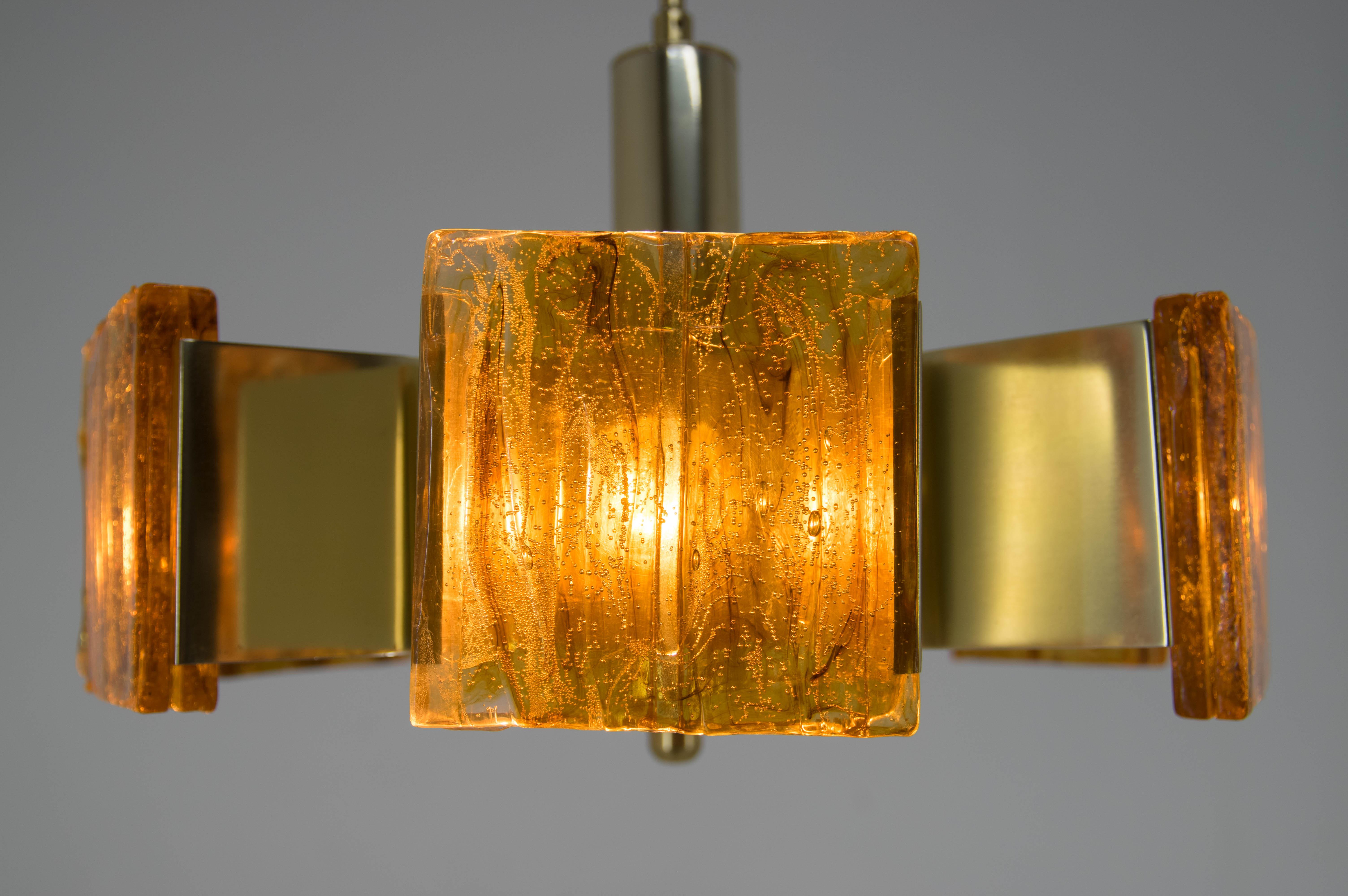 Midcentury Brass and Resin Chandelier, Hungary, 1970s In Good Condition In Praha, CZ