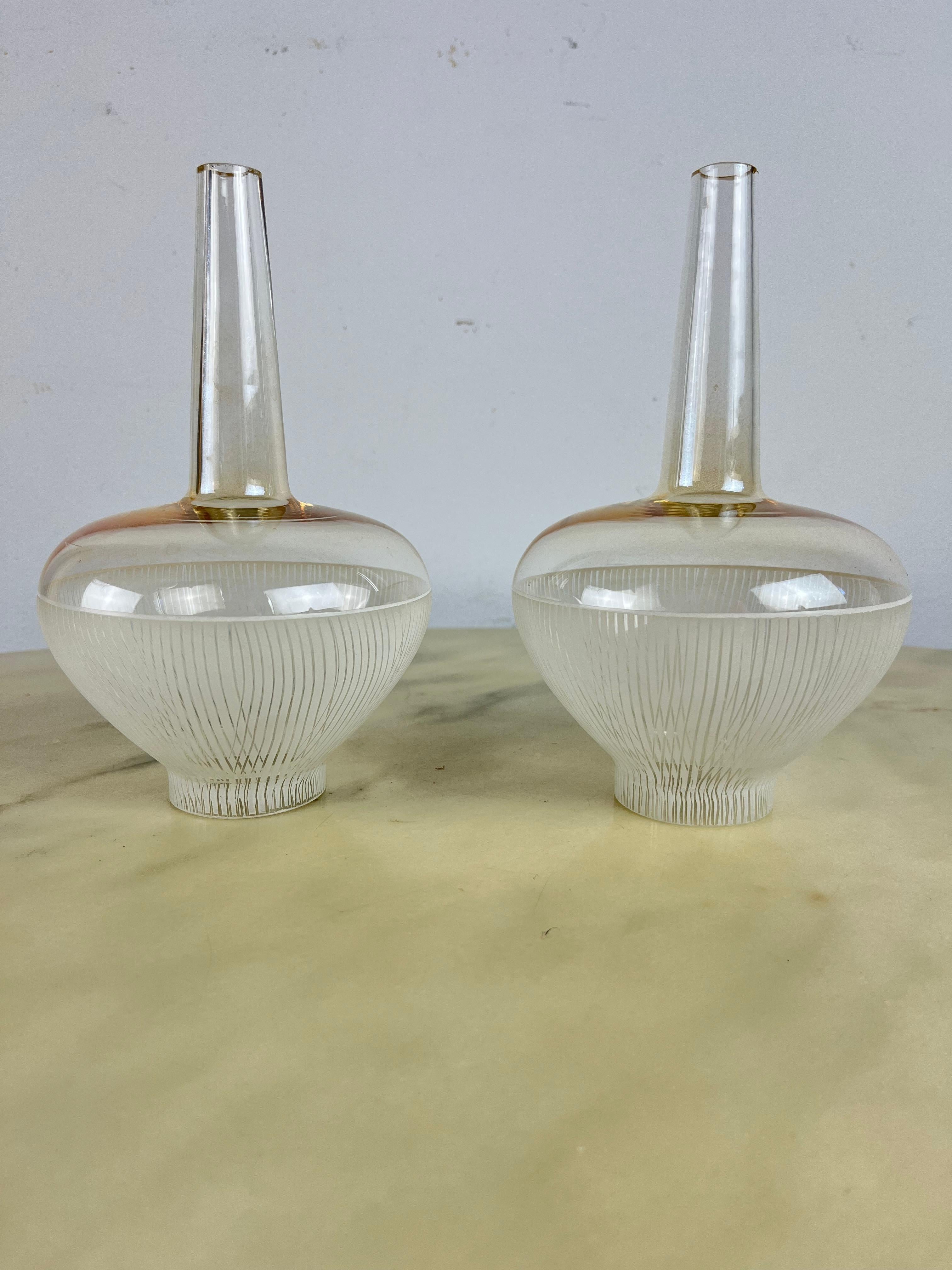 Mid-Century Brass and Ribbed Glass Wall Light Italian design  1960s For Sale 8