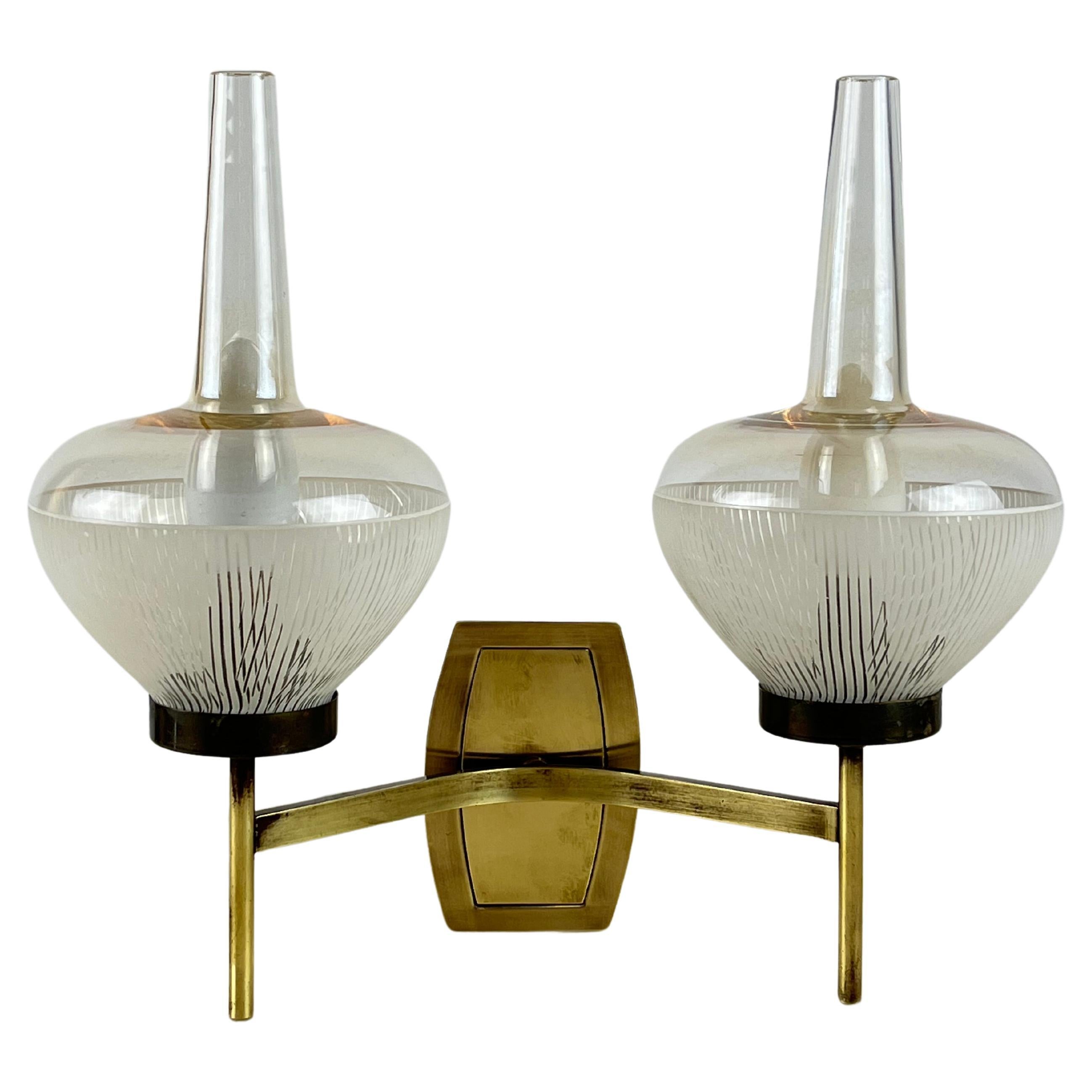 Mid-Century Brass and Ribbed Glass Wall Light Italian design  1960s For Sale