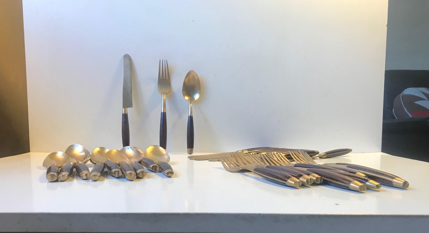 Midcentury Brass and Teak Cutlery Set by Frigast 1960s, Set of 30 In Good Condition In Esbjerg, DK