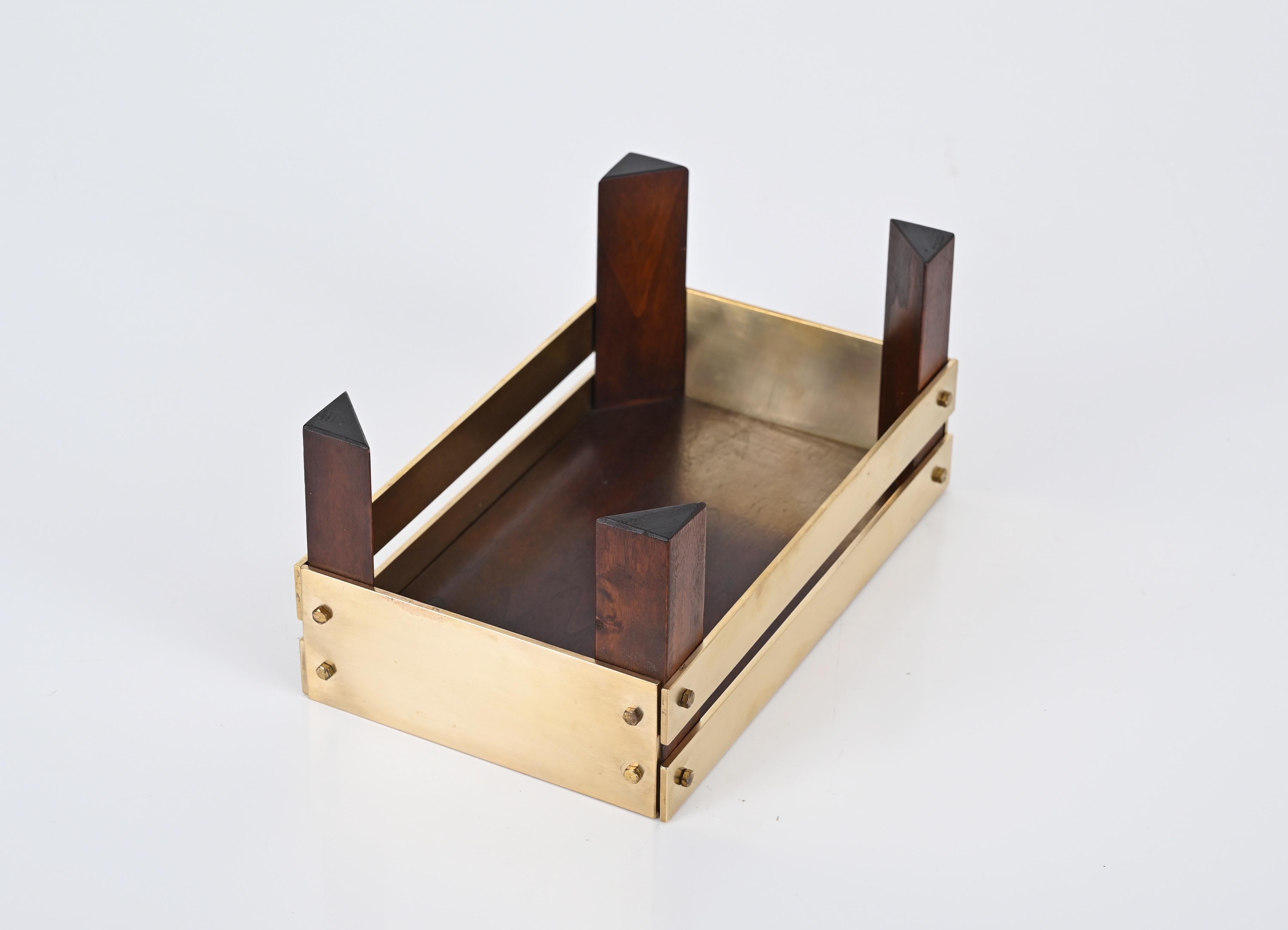 Metal Mid-Century Brass and Walnut Pocket Emptier by Tommaso Barbi, Italy 1970s For Sale