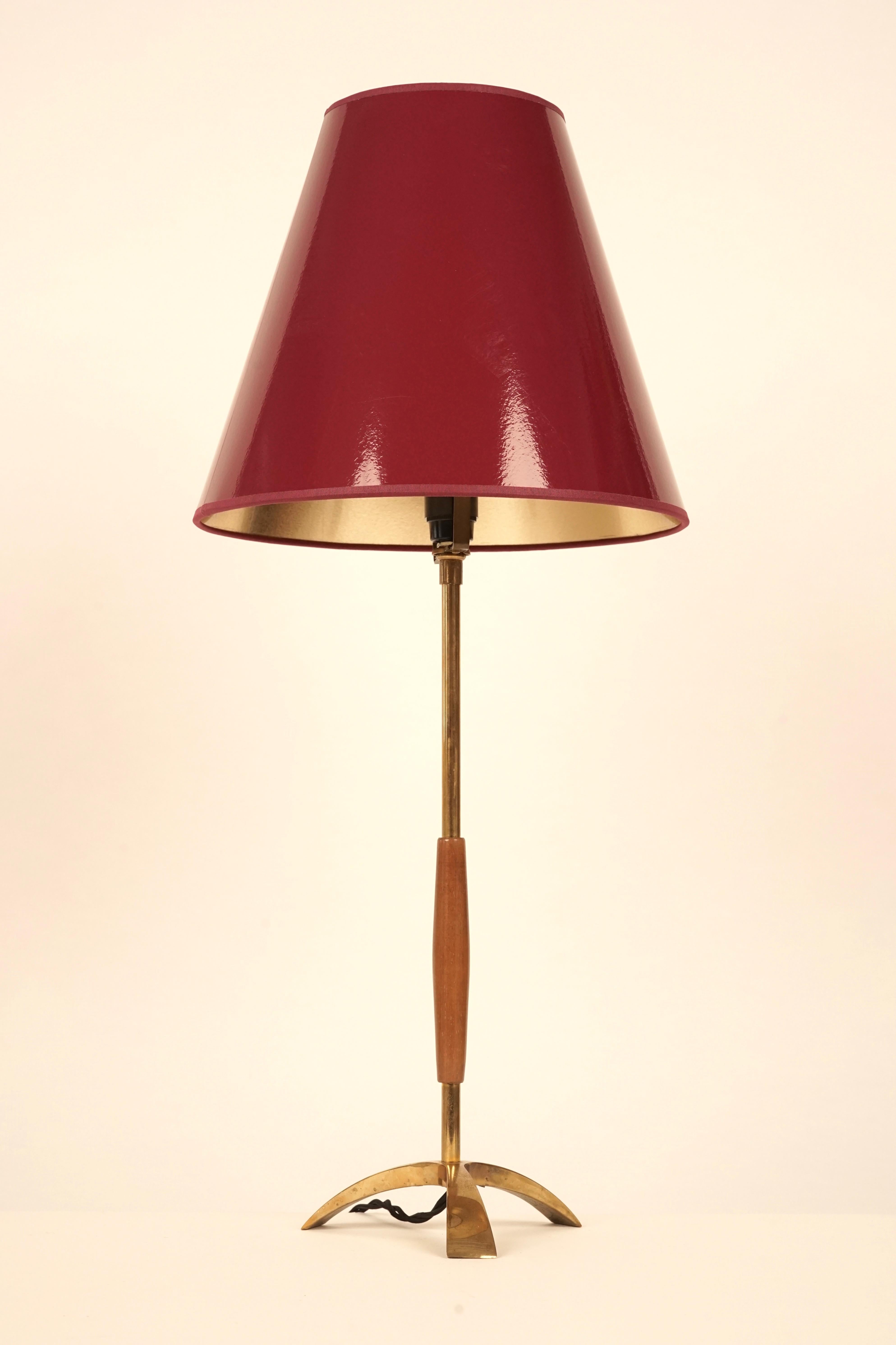 Mid-Century Modern Midcentury Brass and Wood J. T. Kalmar Table Lamp For Sale