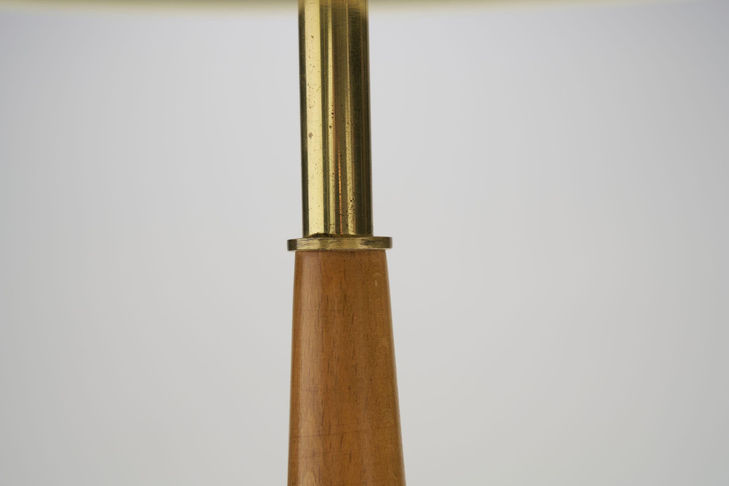 Mid-Century Brass and Wood Table Lamp, Scandinavia, 1940s 11