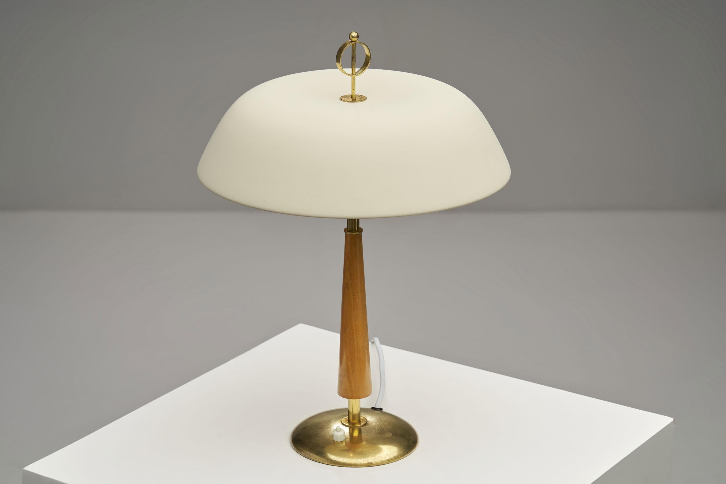 Mid-Century Brass and Wood Table Lamp, Scandinavia, 1940s 2