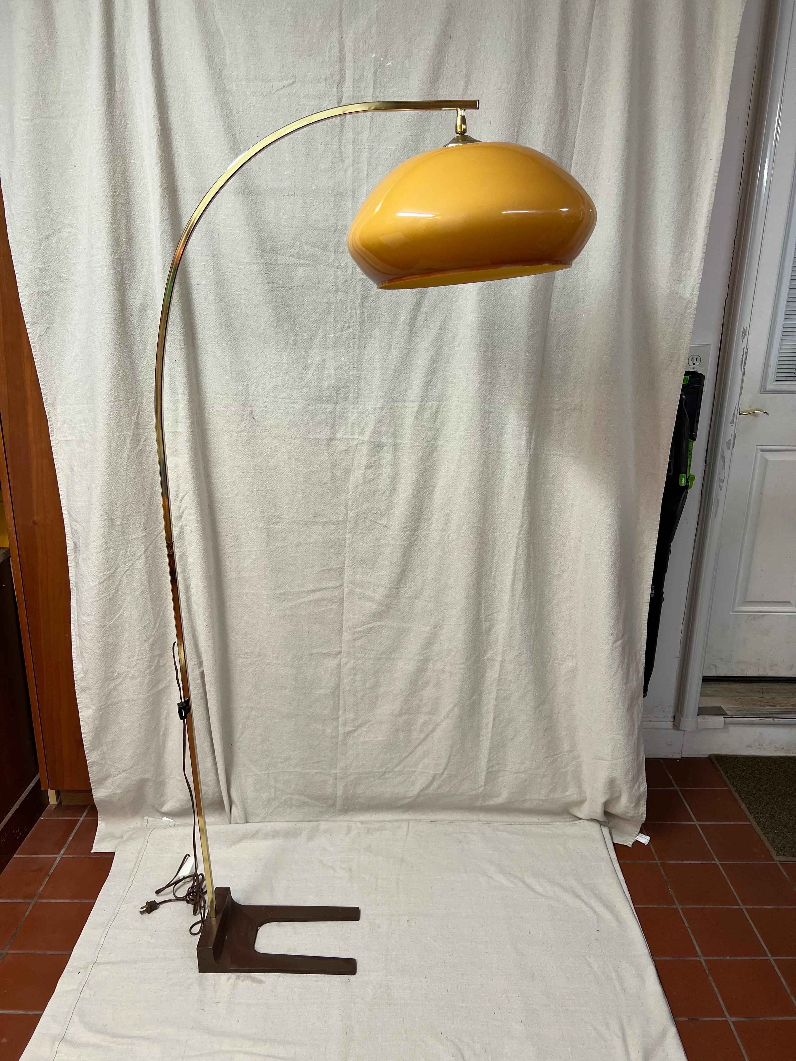 Late 20th Century Mid-Century Modern Arc Brass Floor Lamp