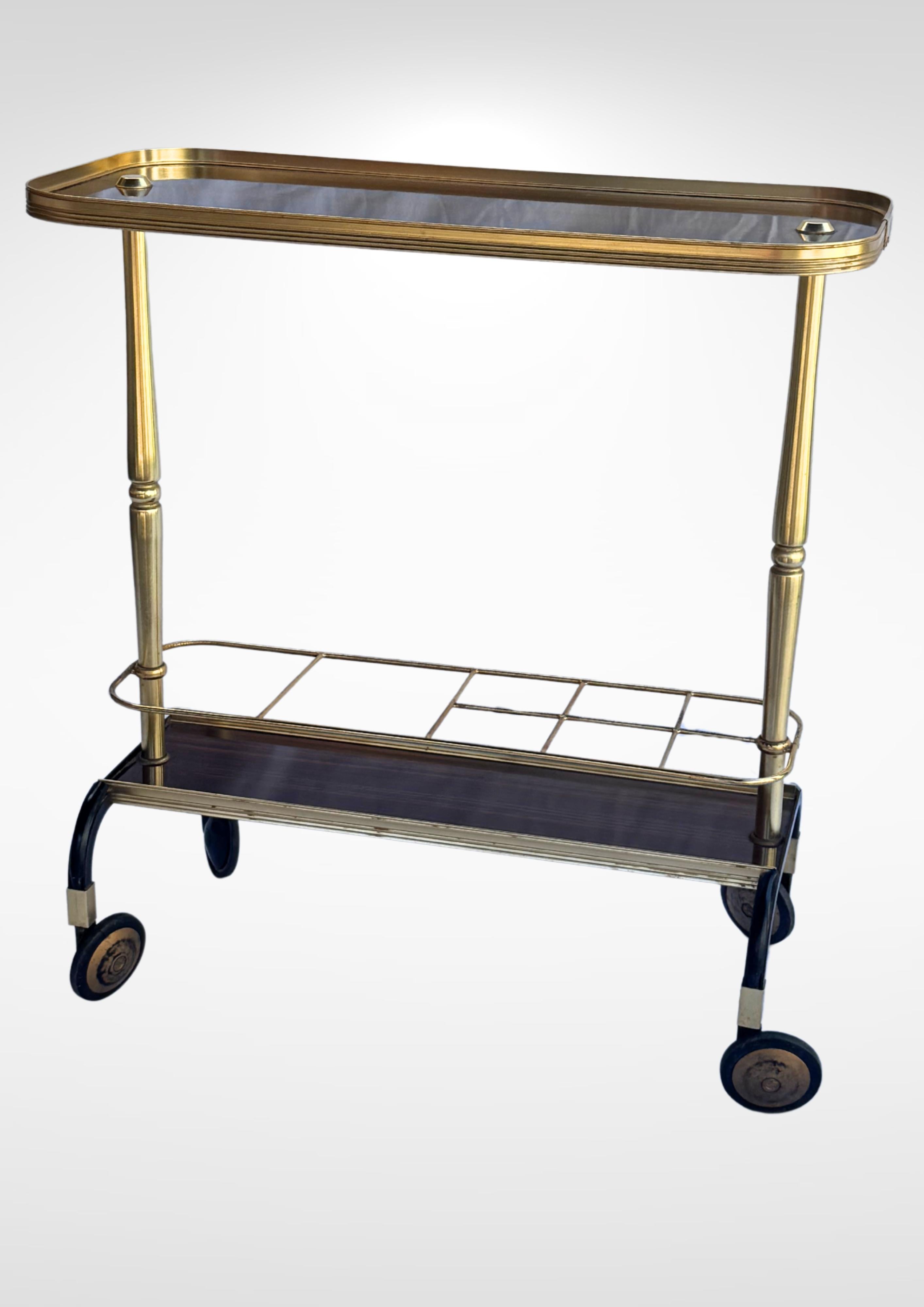 italien Chariot de bar en laiton du milieu du siècle par MB Italie en vente
