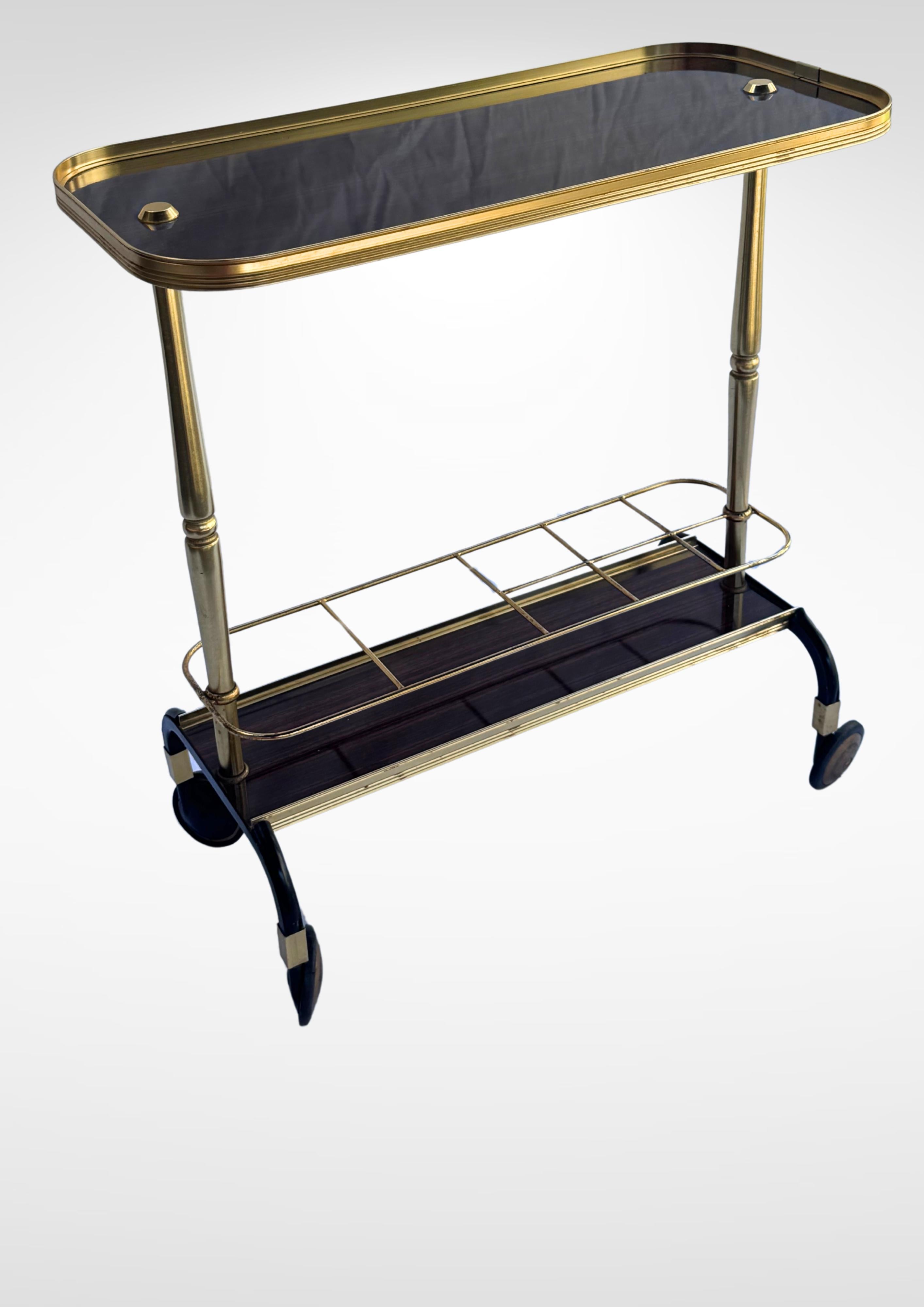 Chariot de bar en laiton du milieu du siècle par MB Italie Bon état - En vente à Torquay, GB