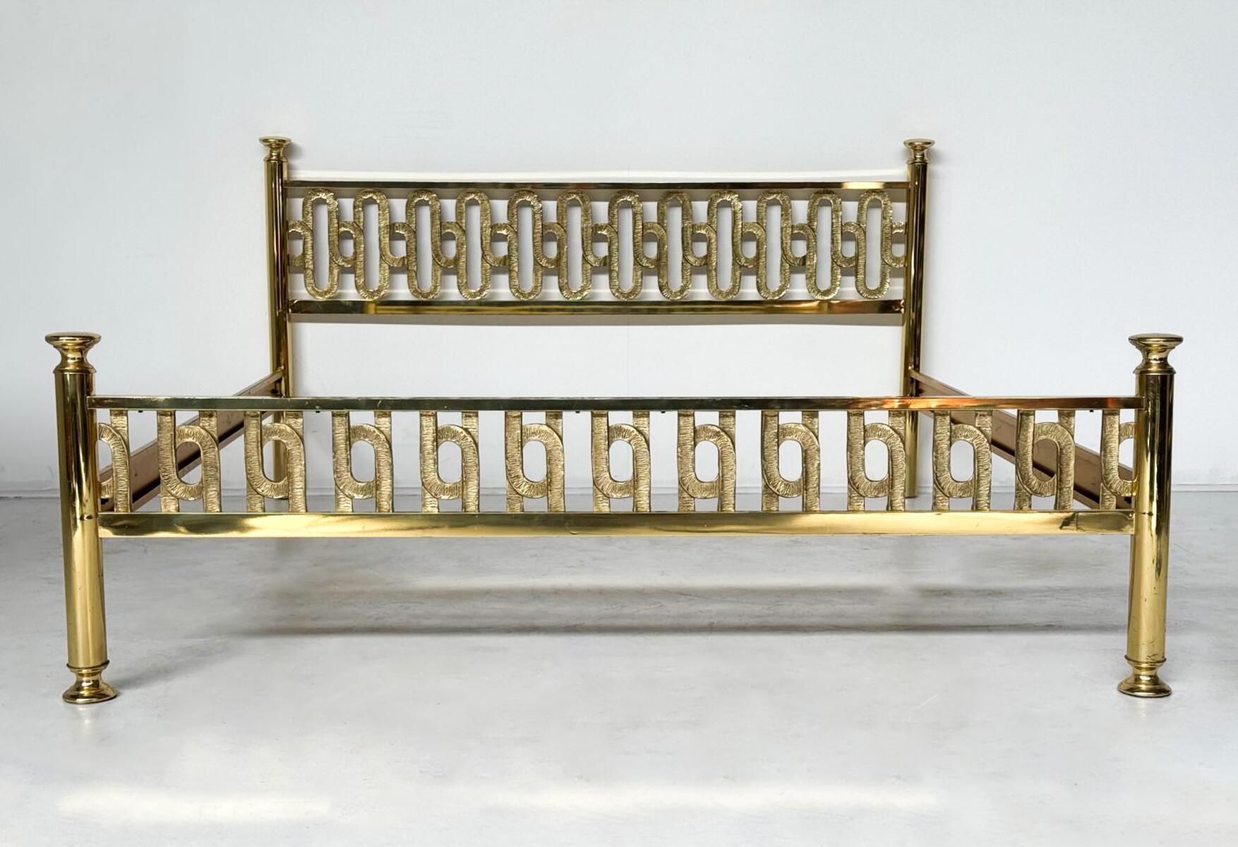 Lit en laiton mi-siècle par Angelo Brotto, Esperia, Italie, 1970 en vente 1