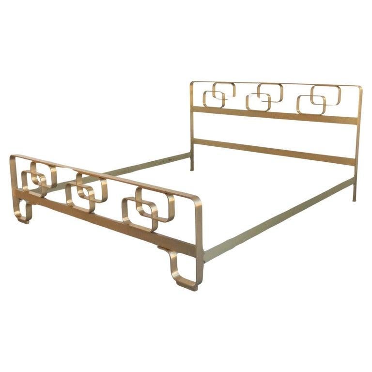 Late 20th Century Mid-Century Brass Bed by Luciano Frigerio, 1970s For Sale