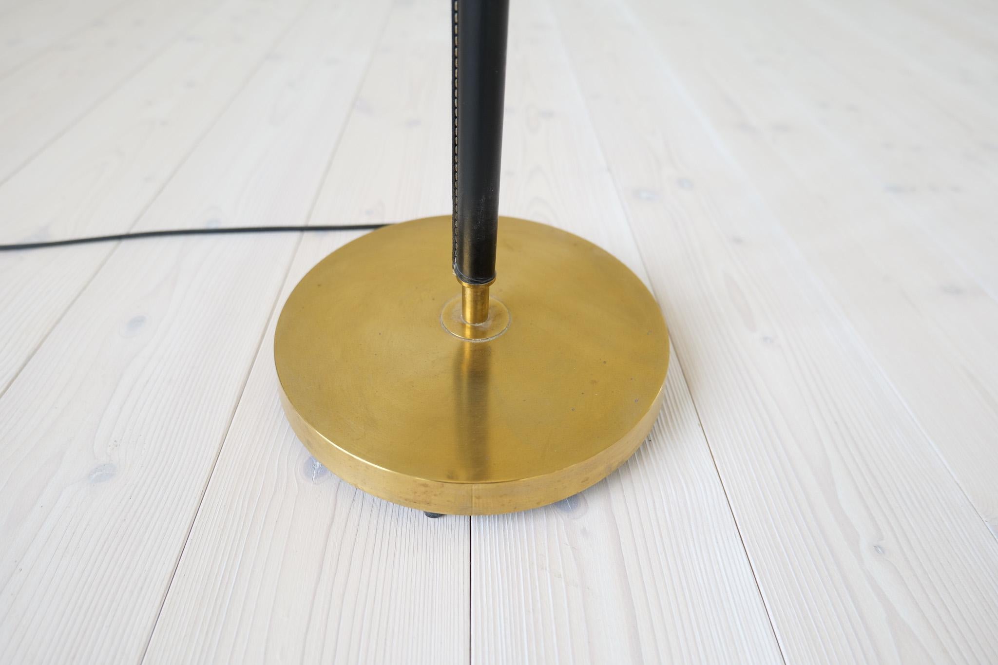 Mid-Century Brass Black Leather Floor Lamp Falkenbergs Belysning, Sweden, 1960s For Sale 6