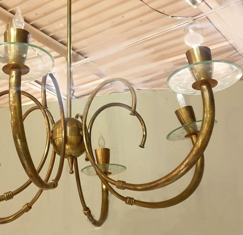 Lampadario in ottone della metà del secolo scorso, Italia In condizioni ottime in vendita a Dallas, TX