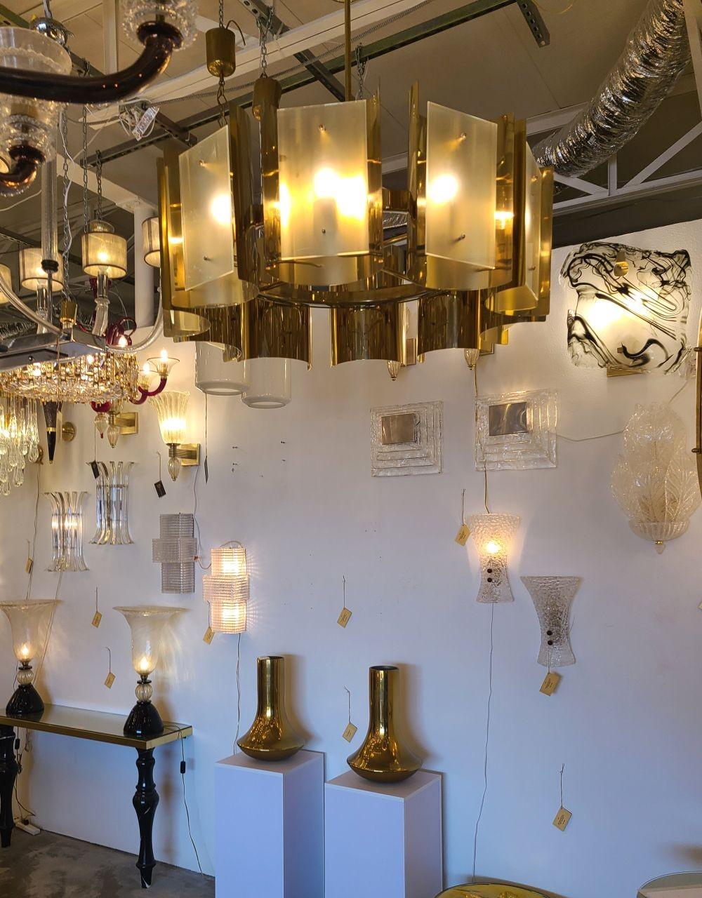 Brass Mid Century brass chandelier, Italy For Sale