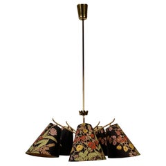 Chandeliers and Pendants