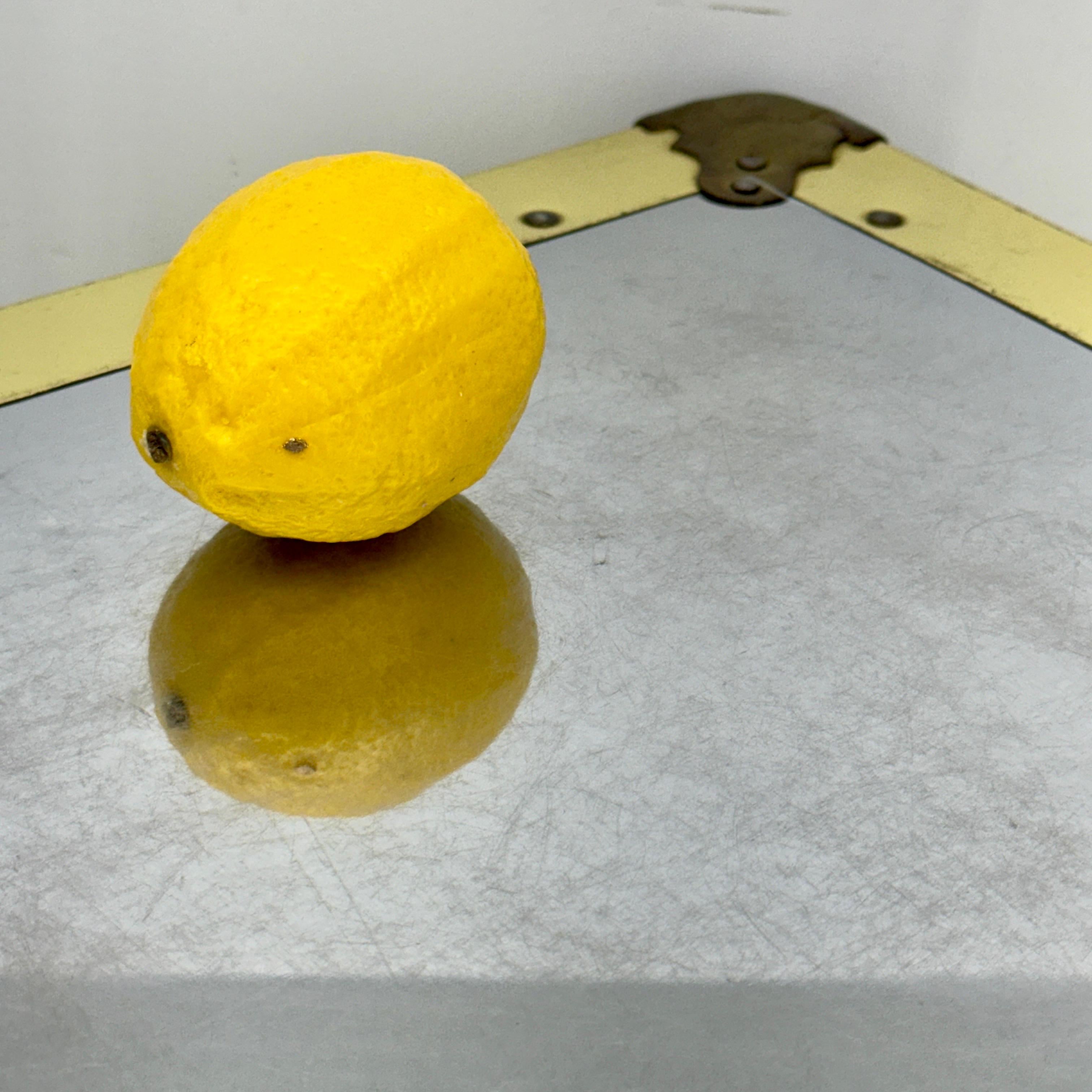 Tavolino a forma di tronco quadrato in ottone cromato di metà secolo in vendita 4