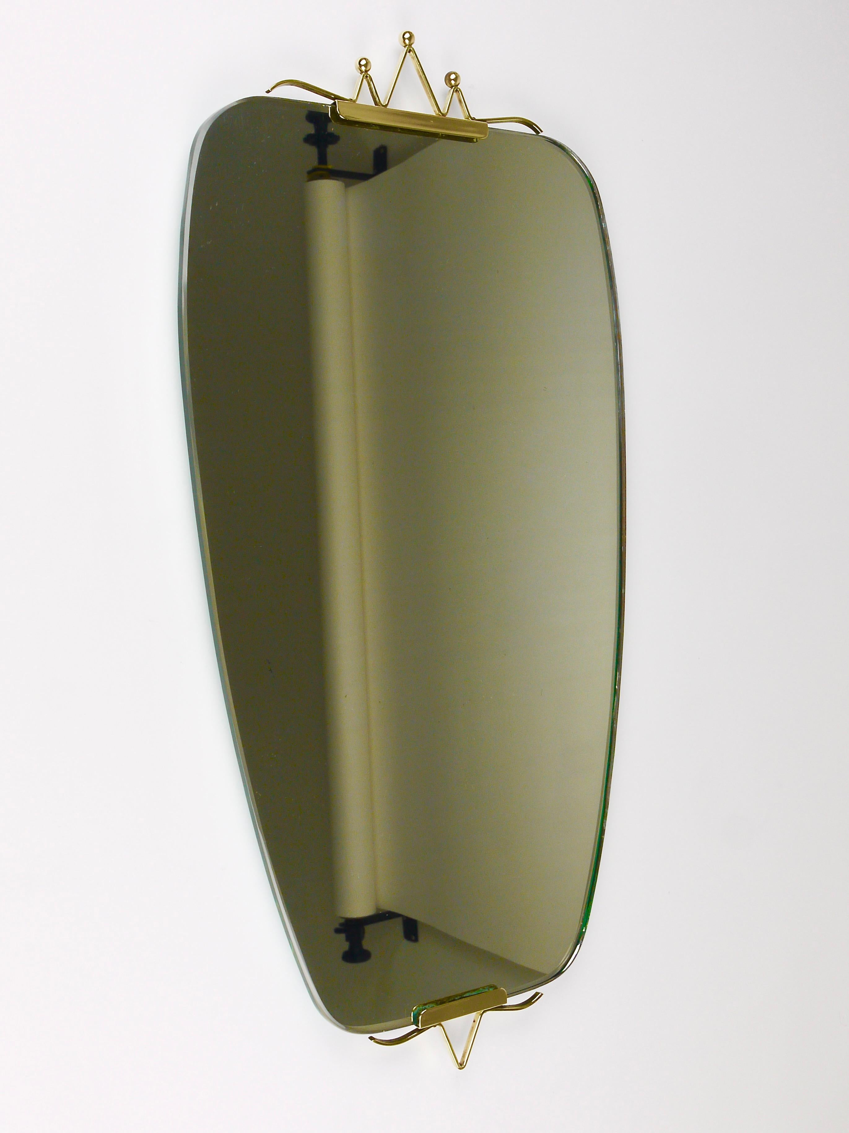 Italian Mid-Century Brass Crown Wall Mirror, Gio Ponti Style, Italy, 1940s For Sale
