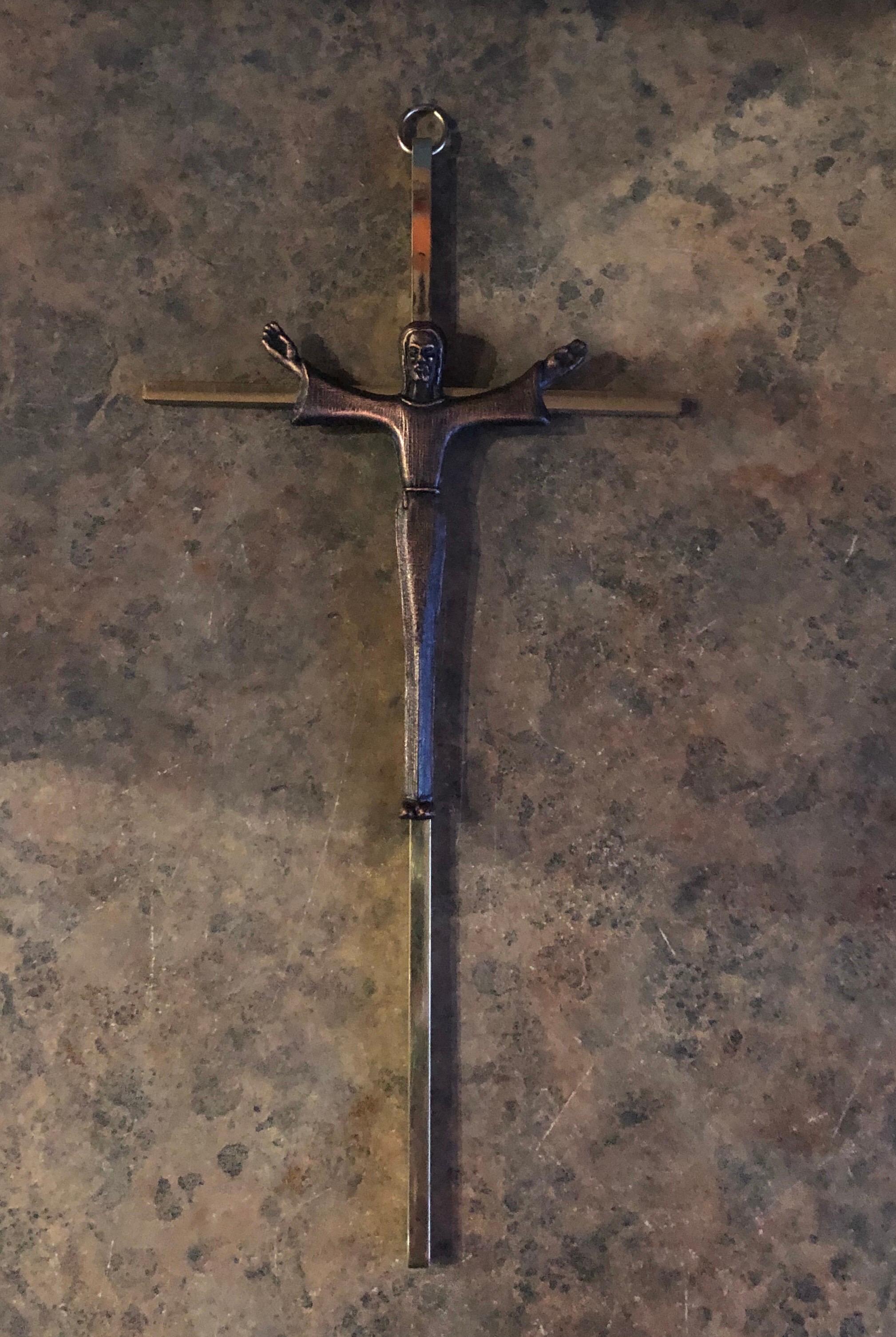 metal corpus for crucifix