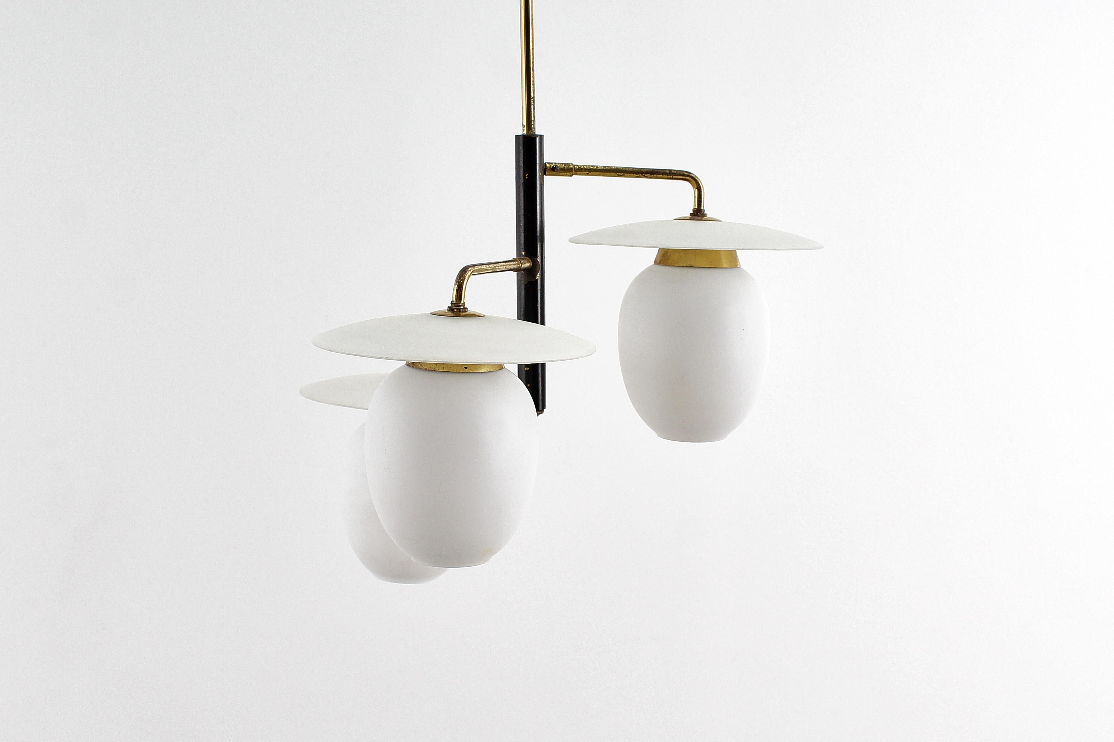 Mid-Century Brass & Curved Glass Chandelier 40s Italy in vendita 1