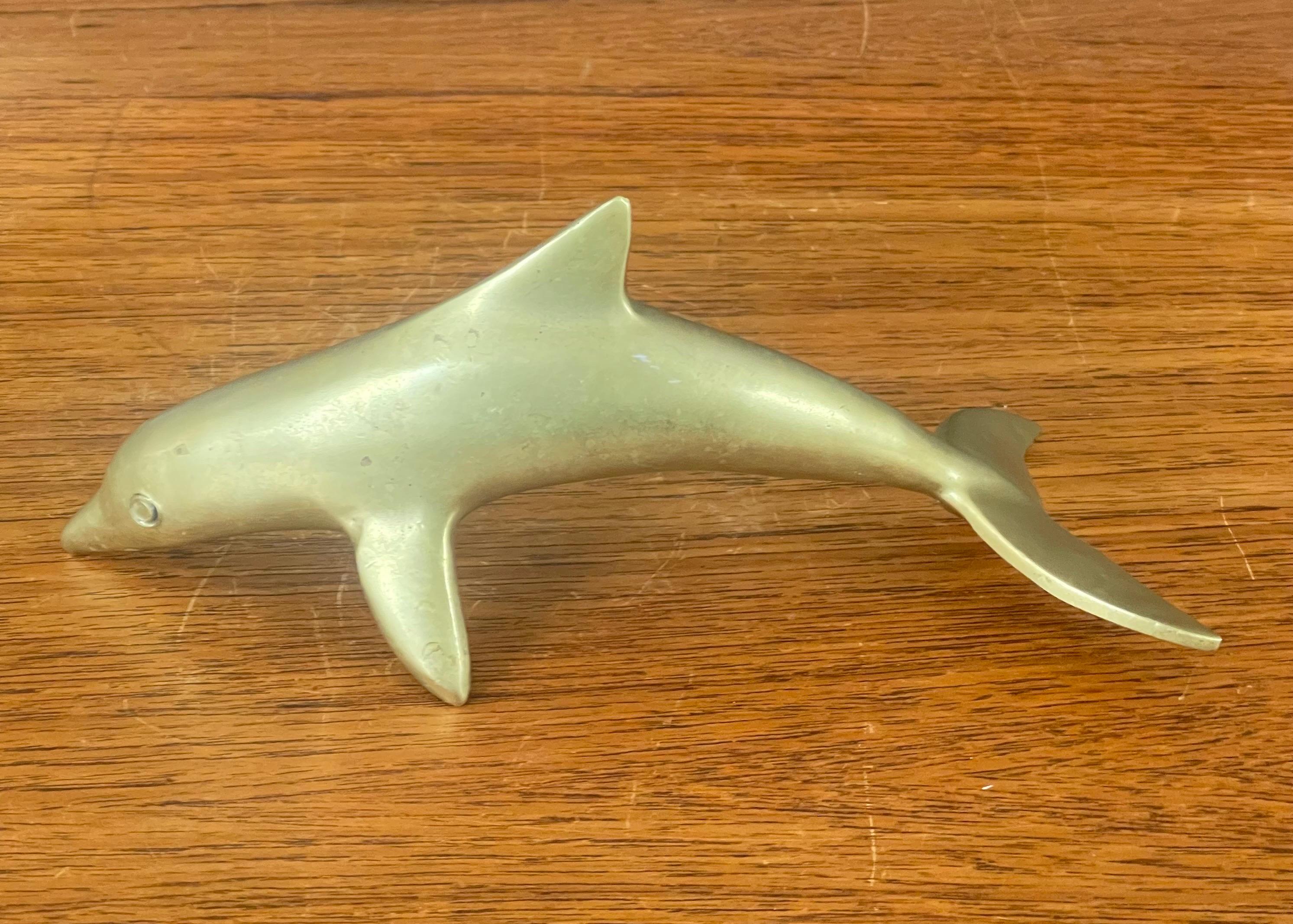 Mid-Century Brass Dolphin Sculpture/ Paperweight In Good Condition For Sale In San Diego, CA