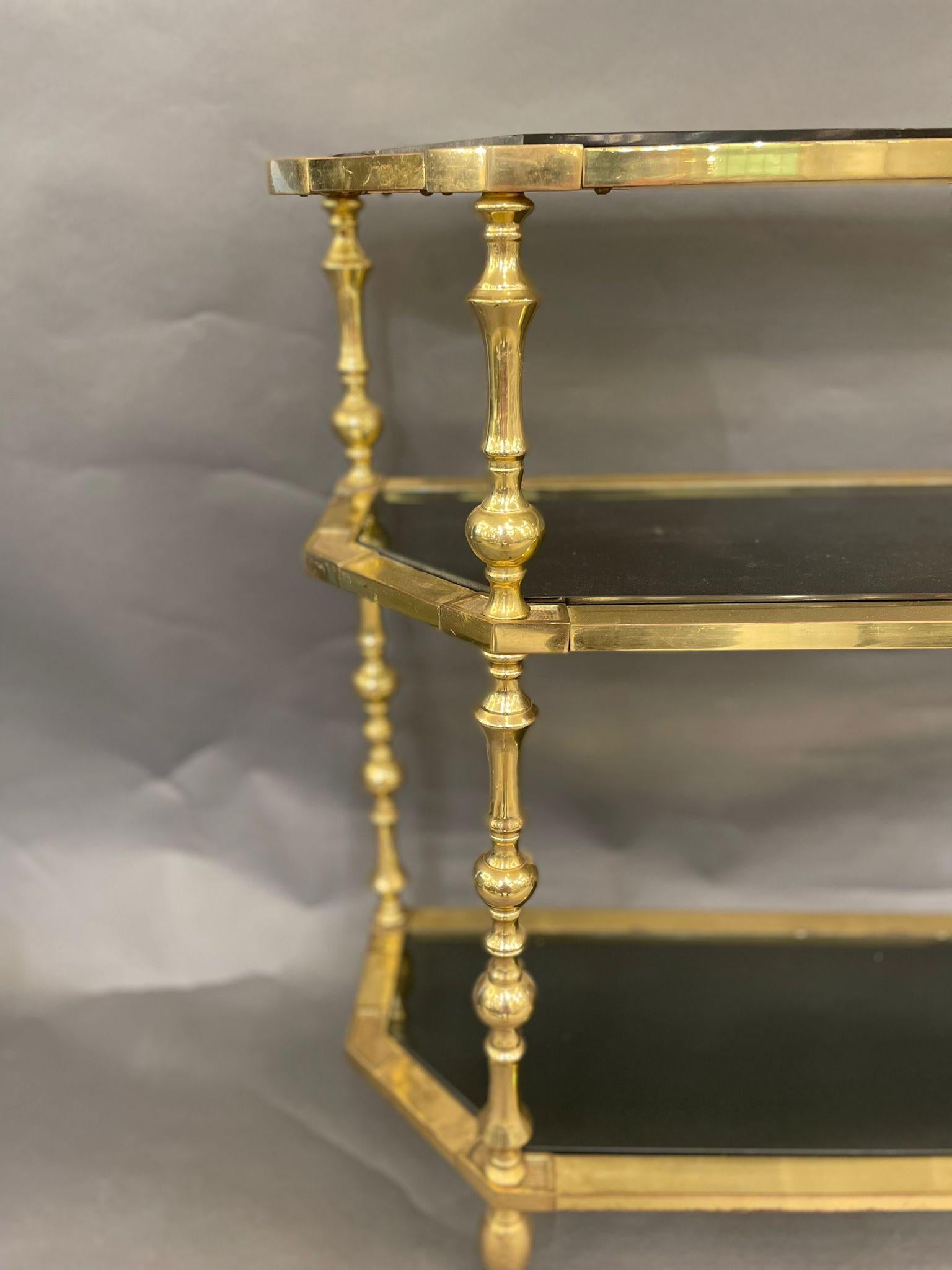 Mid-Century Modern Mid-Century Brass Étagère with Smoked Glass Shelves, Italy, 1960s For Sale