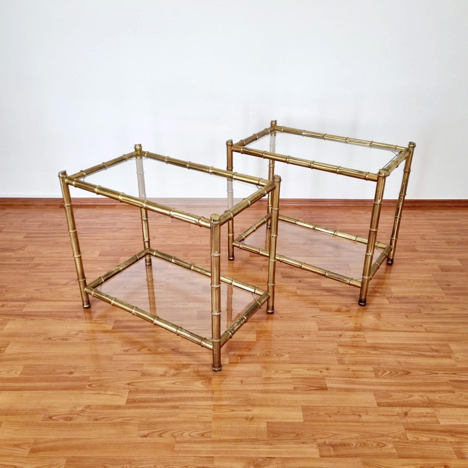 Pair of brass side or coffee tables from the 60s era. Nice bamboo imitation.
In style of Maison Jansen
In very good condition with minor signs of use and age (all visible on photos).