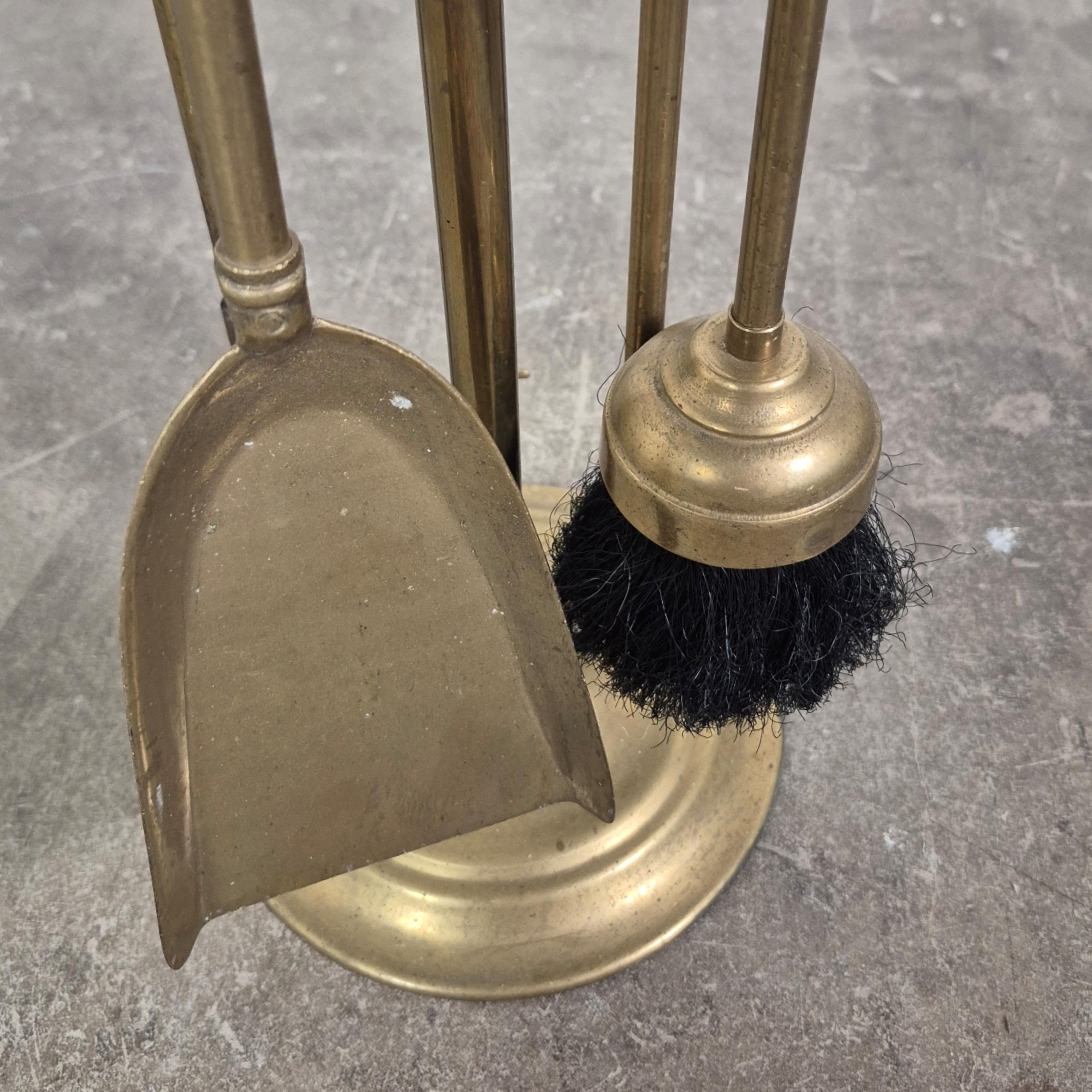 Accesorios de latón para chimenea de mediados de siglo, Francia Años 60 en Bueno estado para la venta en ECHT, NL