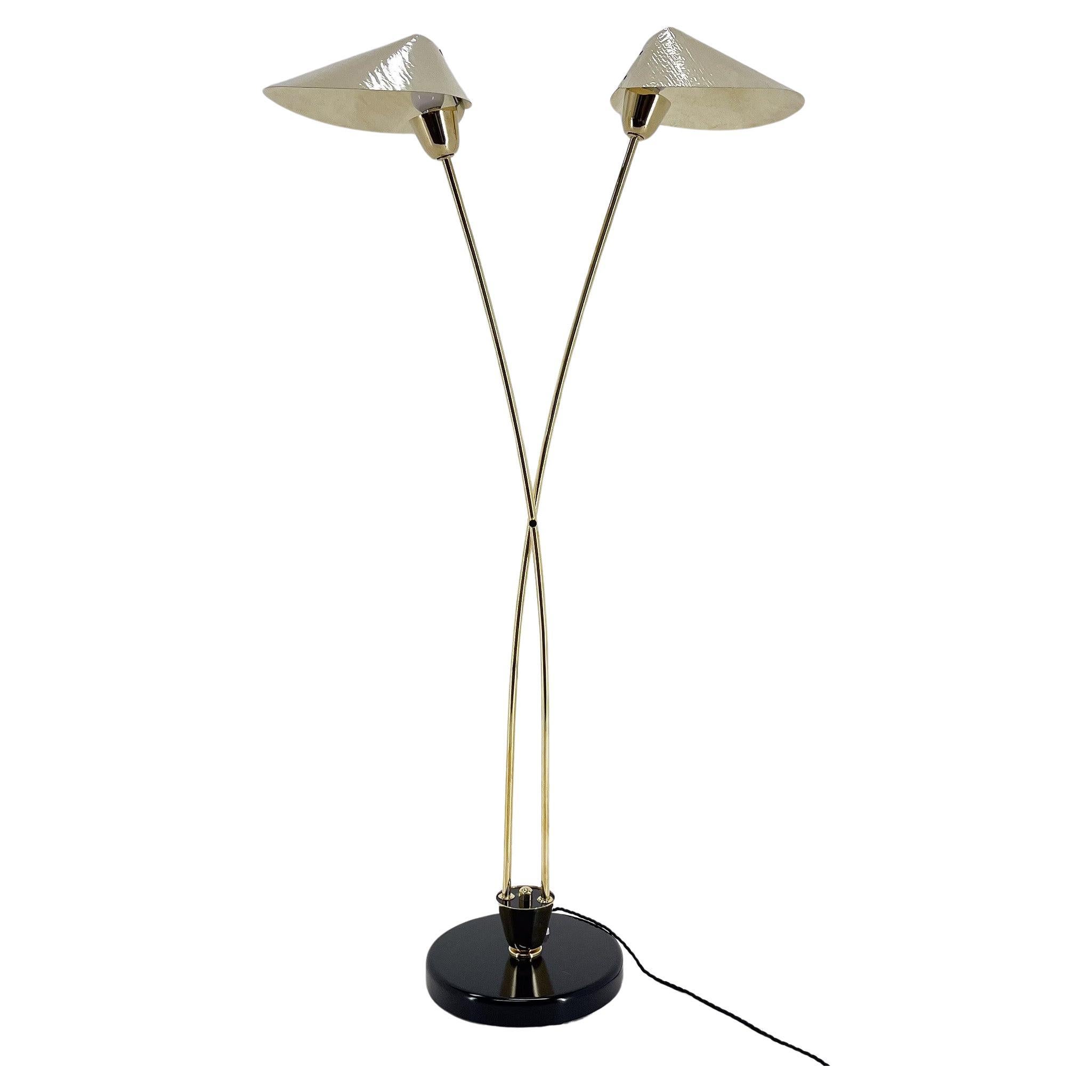 Stehlampe aus Messing aus der Mitte des Jahrhunderts von Napako, 1960s im Angebot