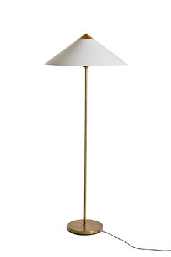 Lampadaire en laiton du milieu du siècle, abat-jour conique par AB Luco Göteborg, Suède, années 1950