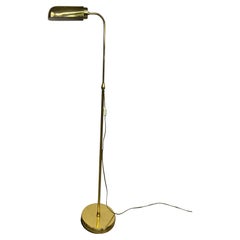 Lampadaire en laiton du milieu du siècle