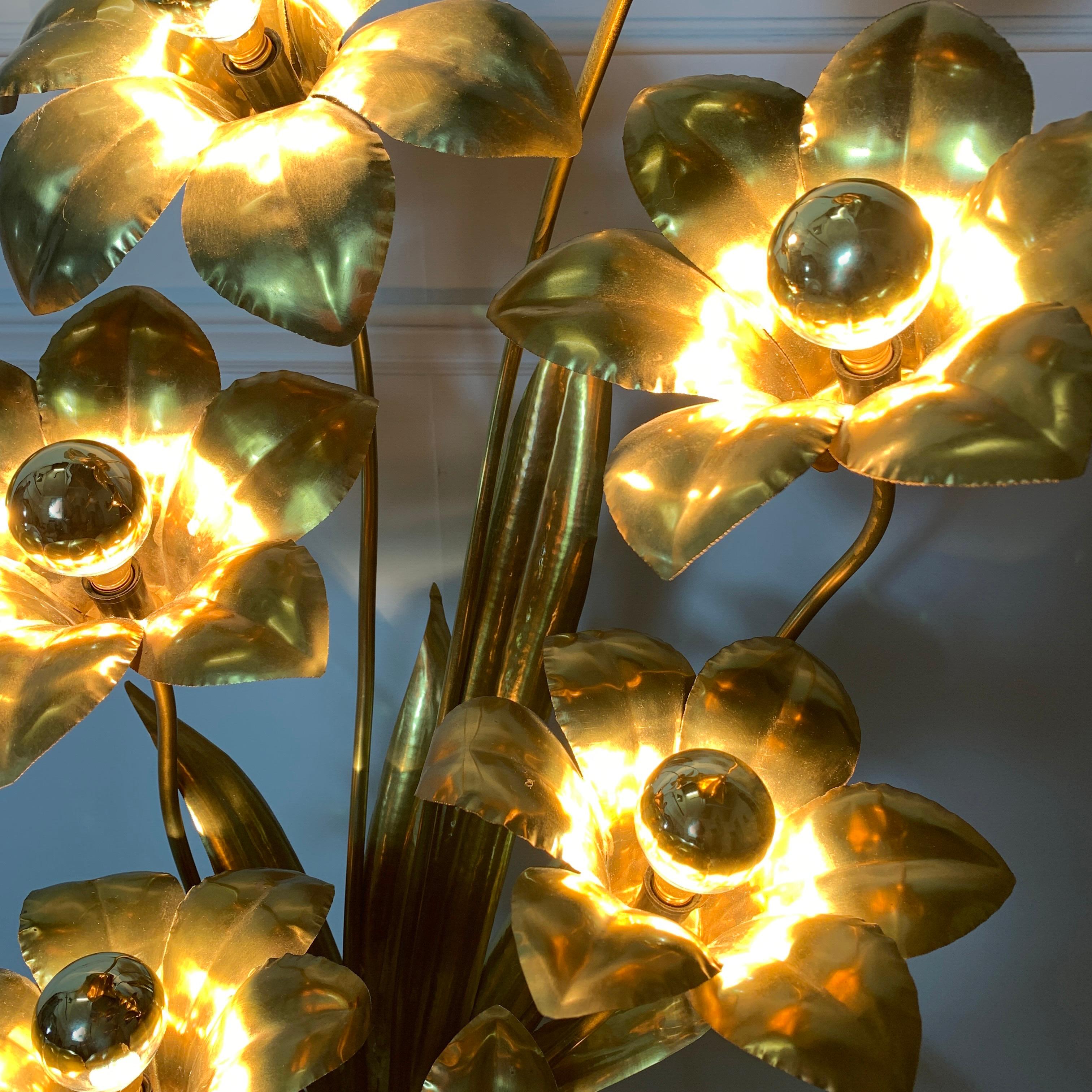 Mid-Century Modern Midcentury Brass Flower Table Lamp, 1970s