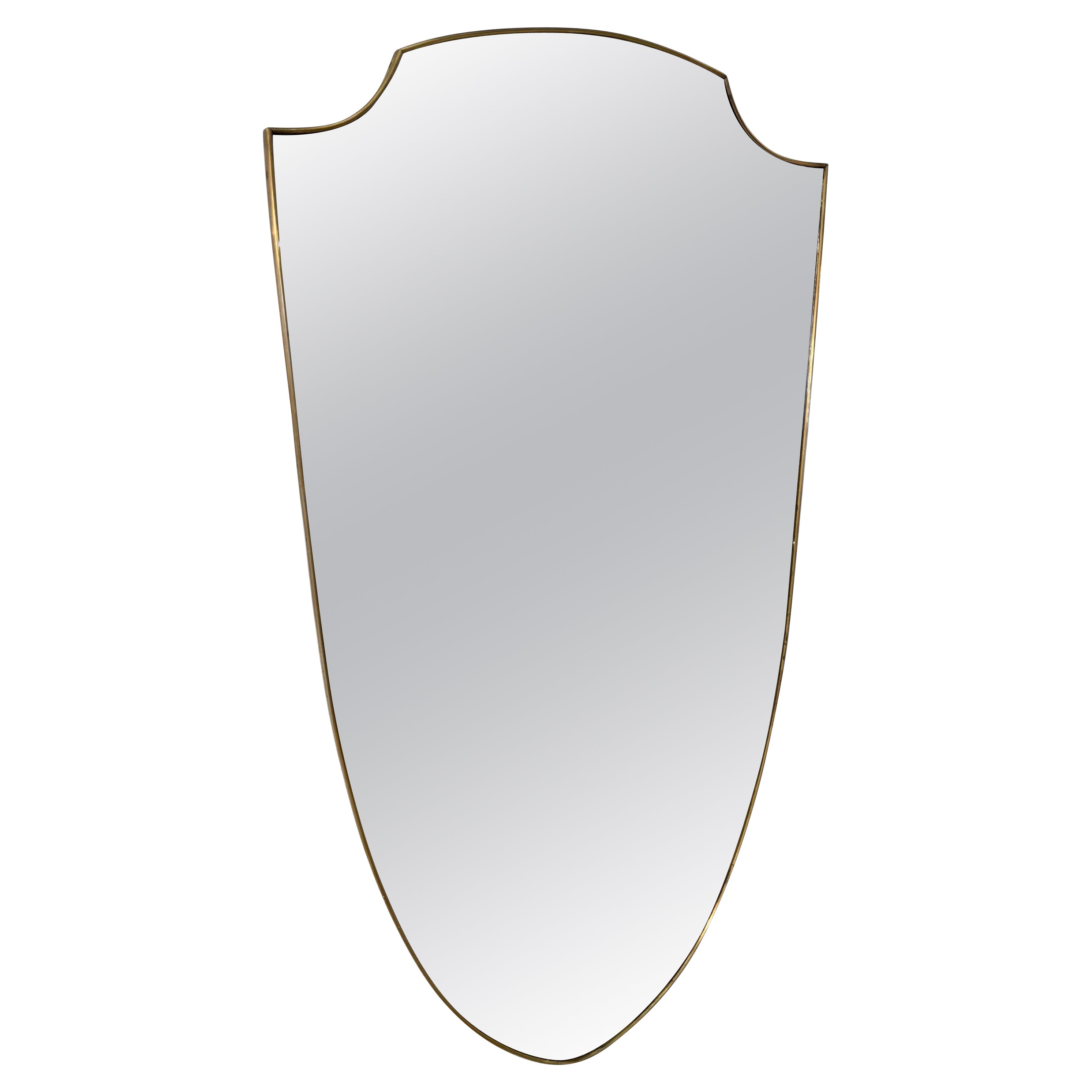 Specchio da parete a forma di scudo con cornice in ottone di metà secolo