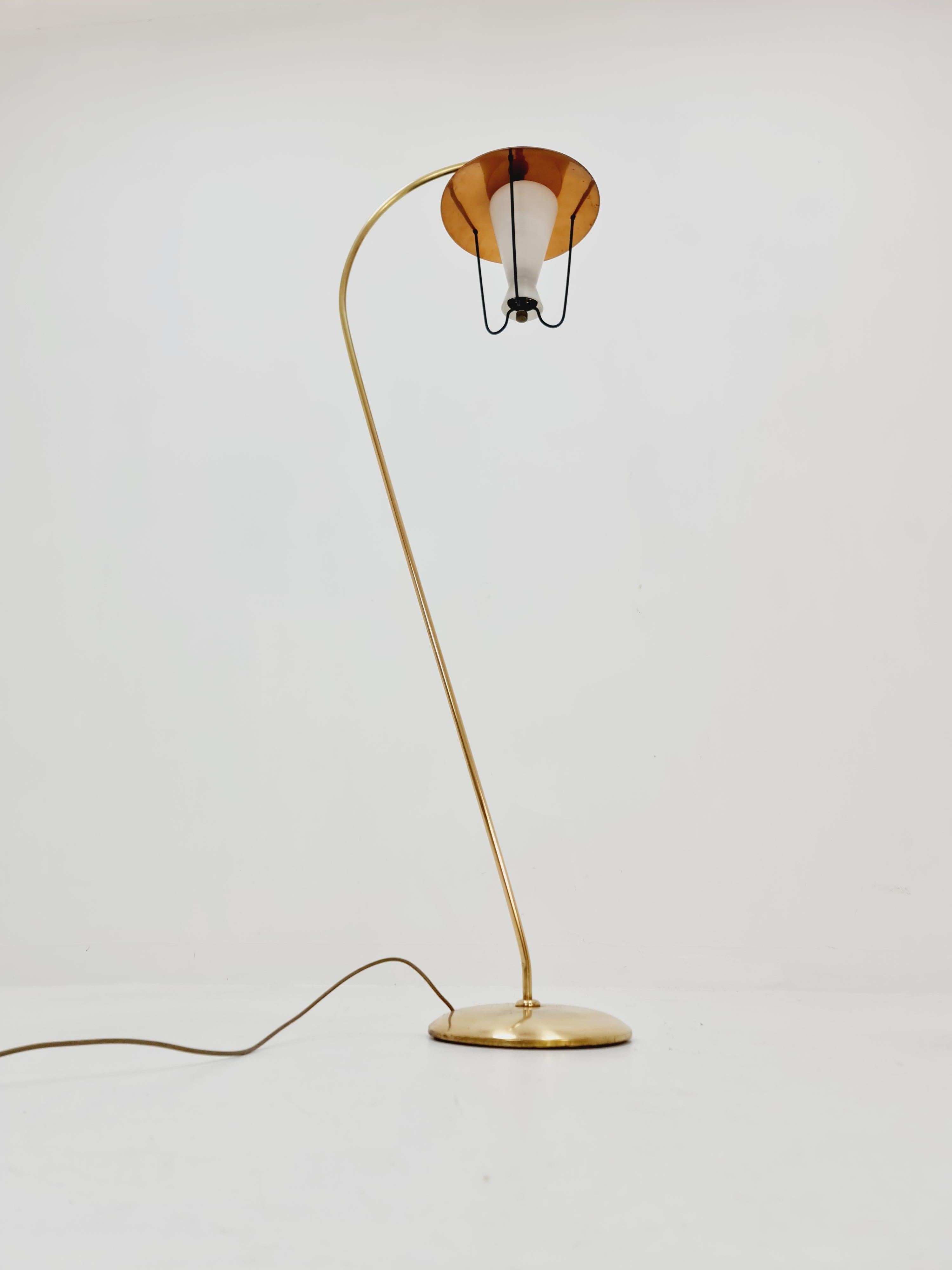 Mid century brass German arc floor lamp, 1960s For Sale 1