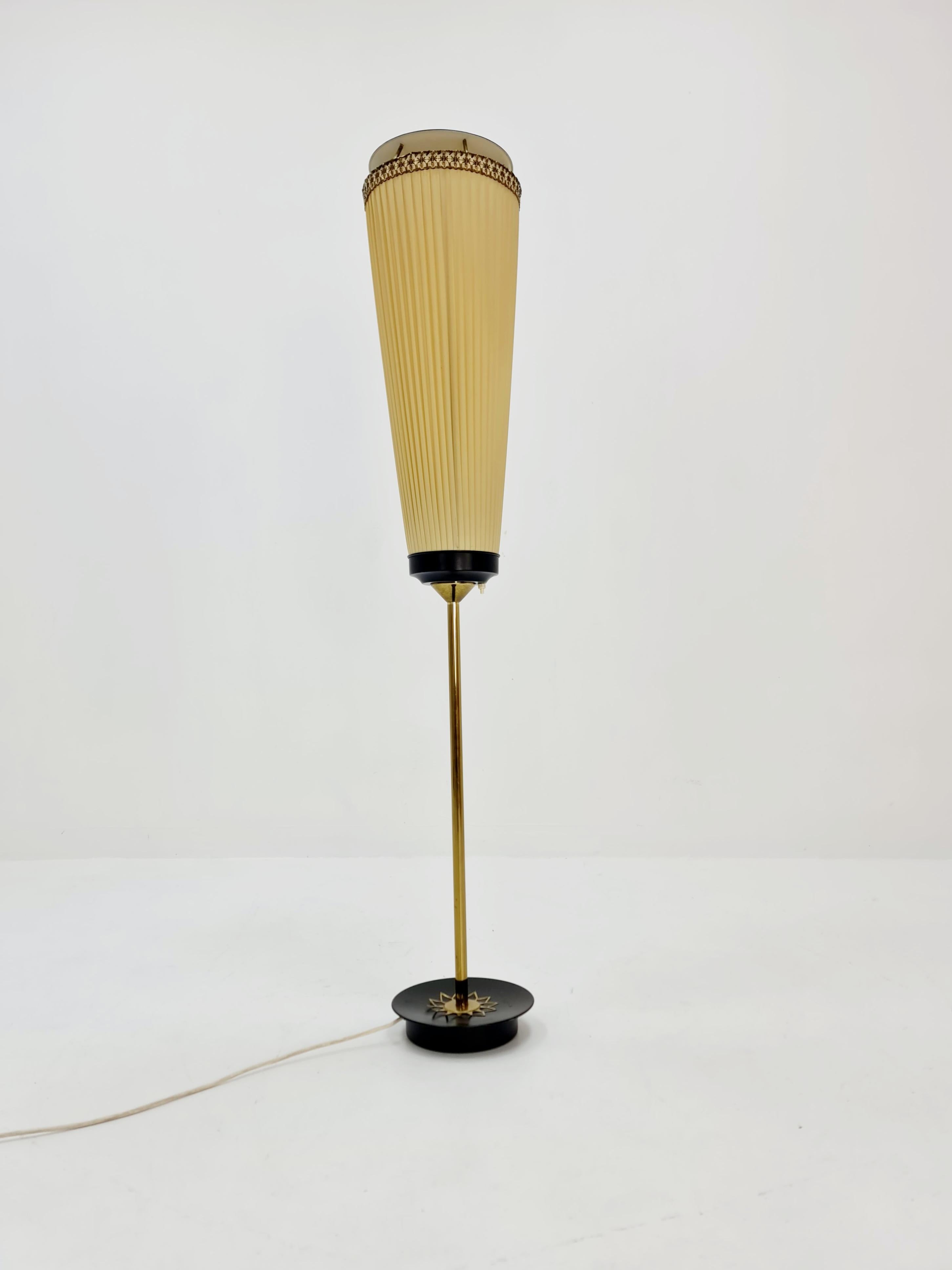 Mid century brass German floor lamp, 1960s For Sale 6