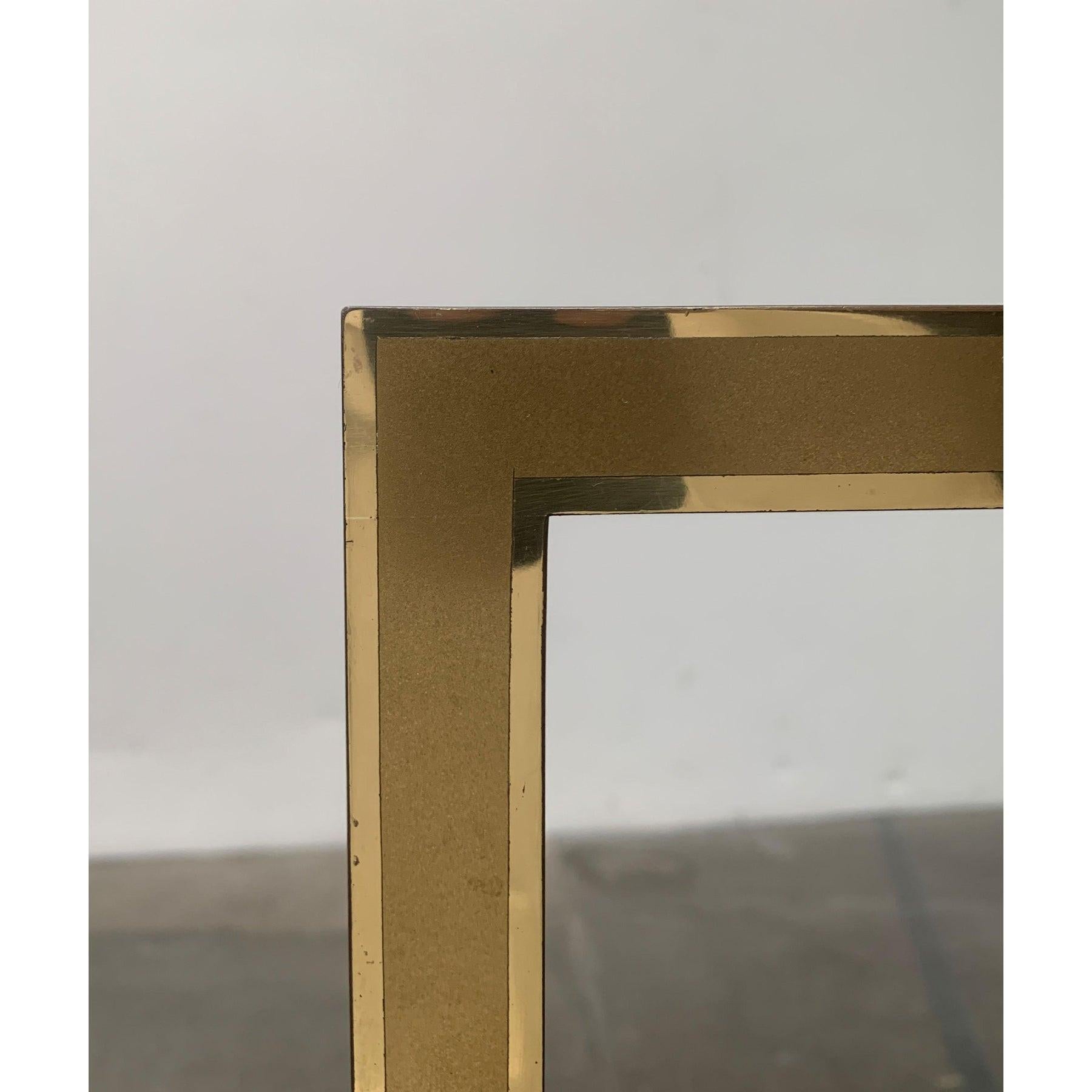 Table de canapé en laiton et verre du milieu du siècle, Vereinigte Werkstätten, années 1960 en vente 3