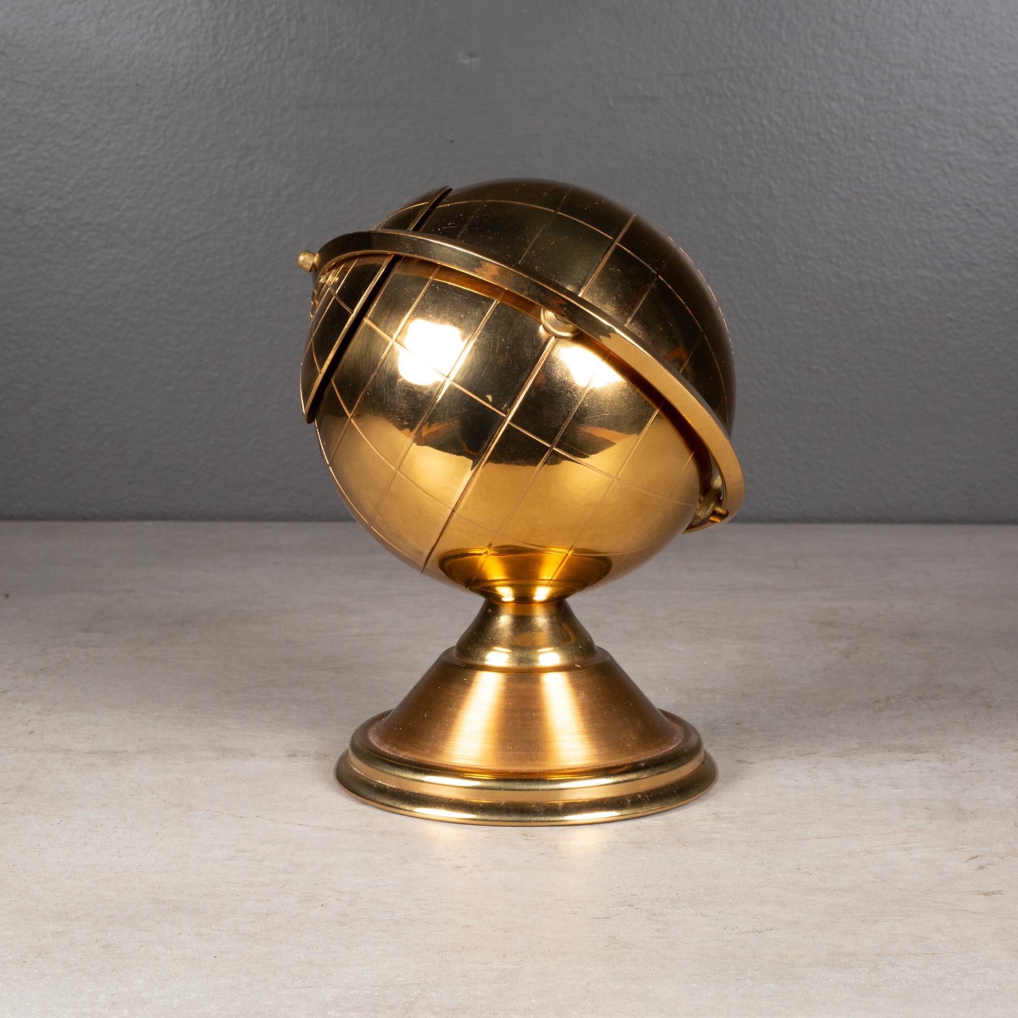 Metal Mid-century Brass Globe Ashtray c.1960