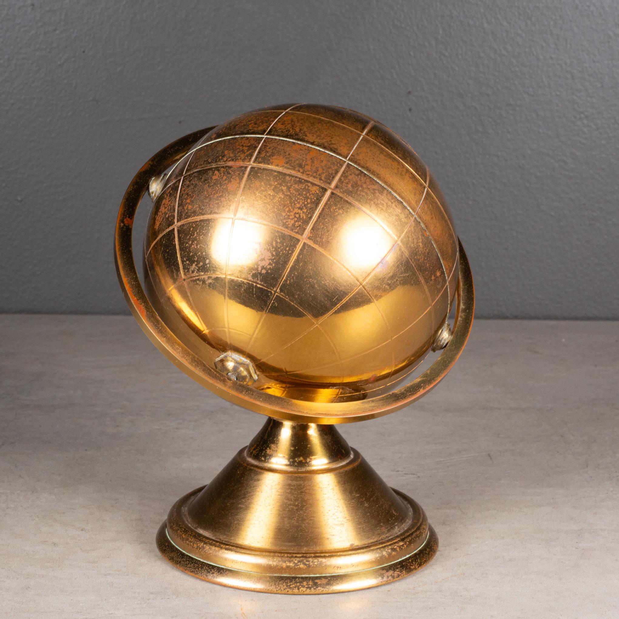 Mid-century Brass Globe Cigarette Holder c.1960 In Good Condition In San Francisco, CA