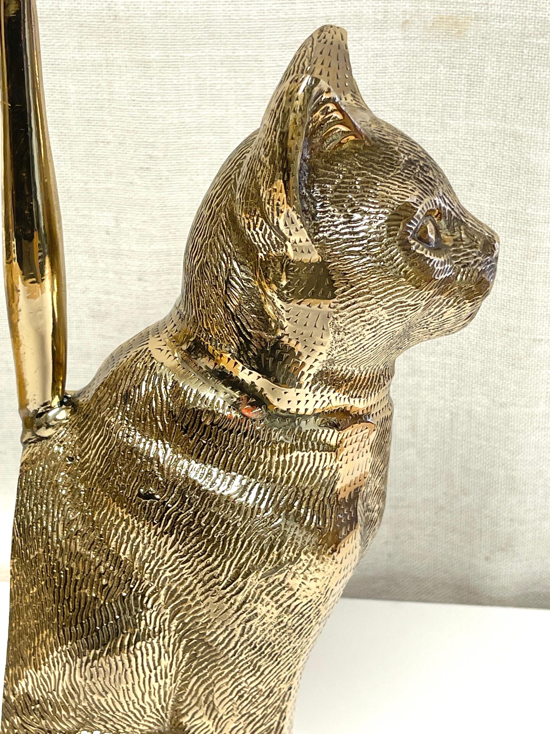 Mid-Century Brass Handled Cat Doorstop, by Sarreid Ltd. In Good Condition For Sale In West Palm Beach, FL