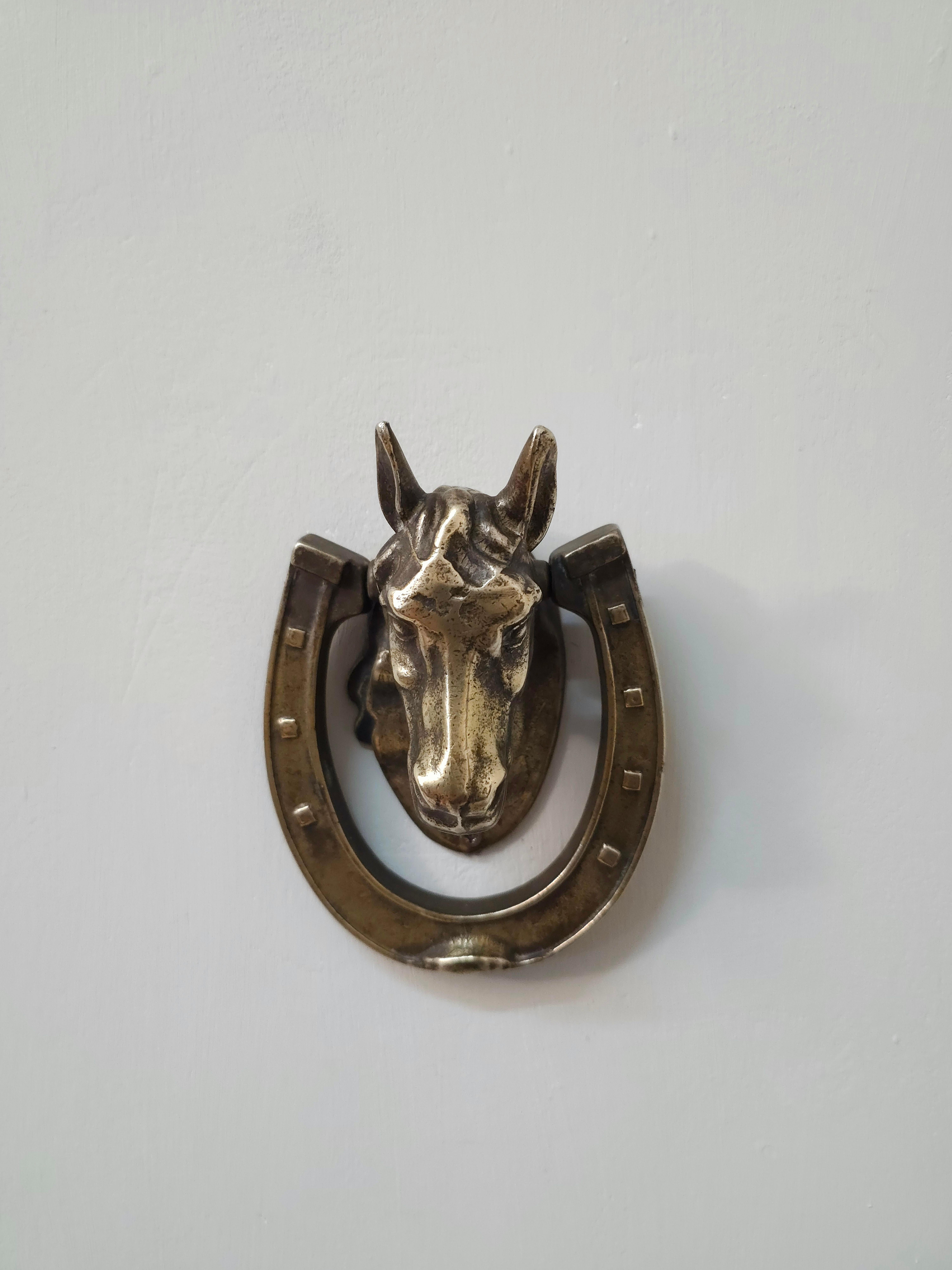 Mid century Brass Horse Door Knocker Italiano 1960s For Sale 1
