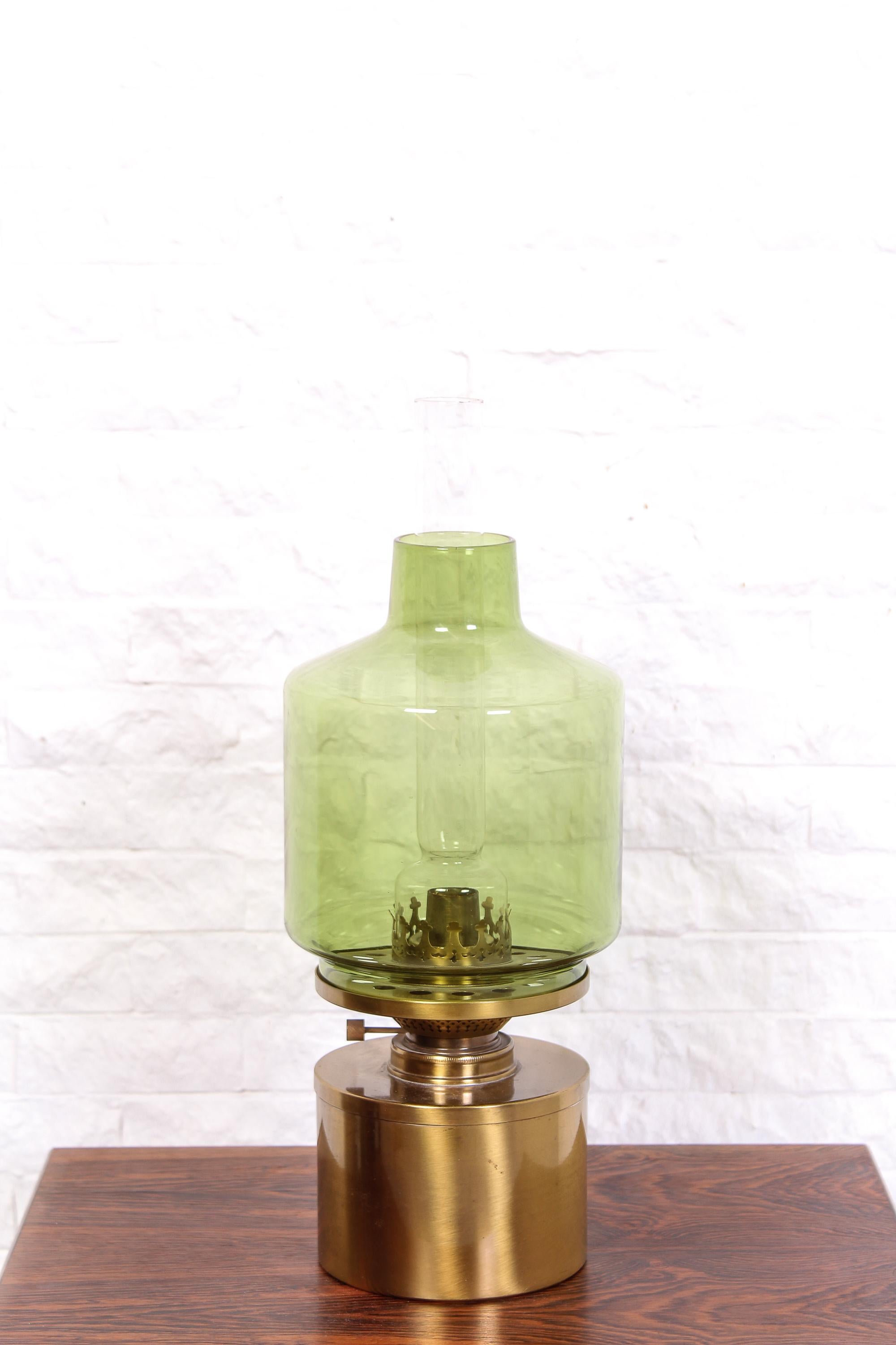 Scandinavian Modern Midcentury Brass Lamp, Model L-47 by Hans Agne Jakobsson For Sale