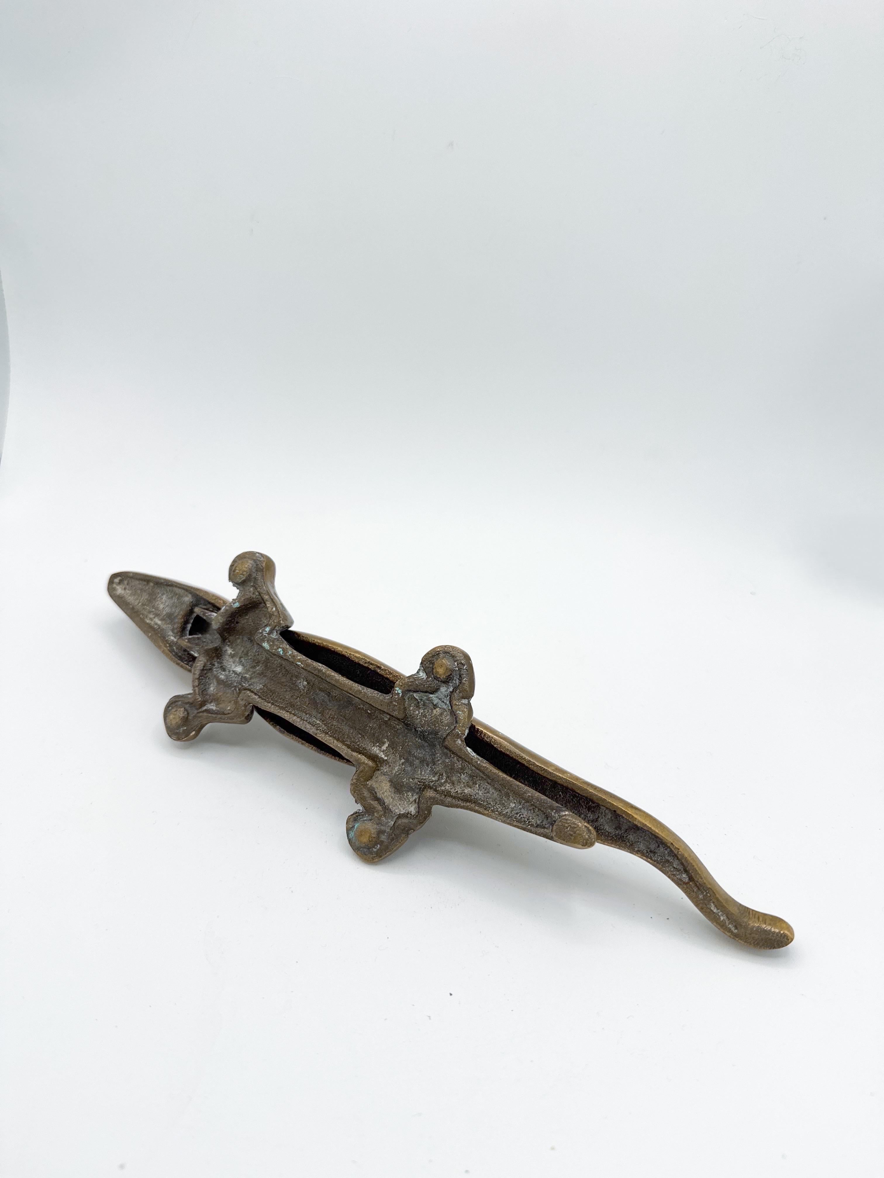 Mid-Century Brass Large Crocodile Nutcracker, Attributed to Walter Bosse, 1950s For Sale 3