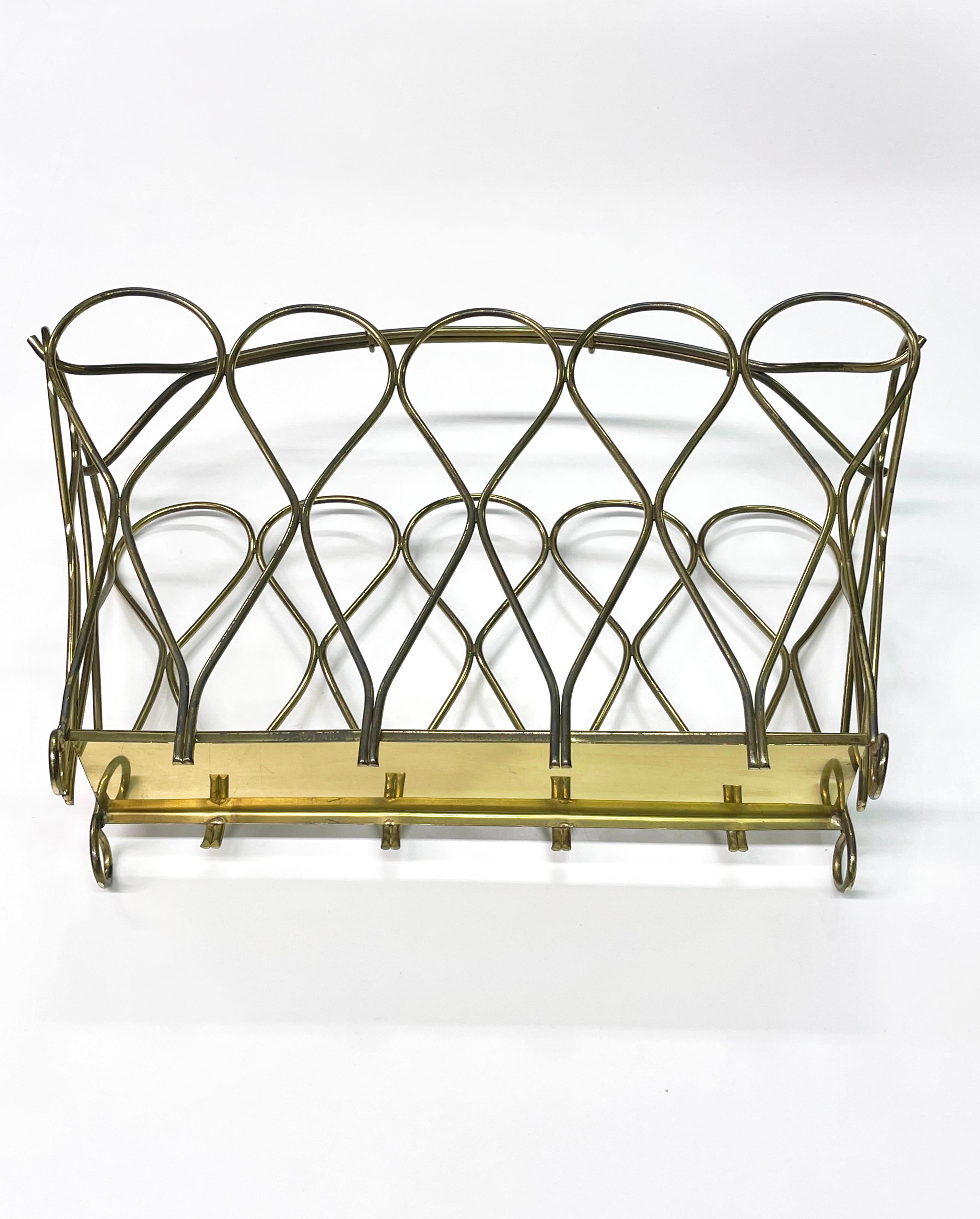 Mid Century Brass Magazine / Newspaper Rack For Sale 3