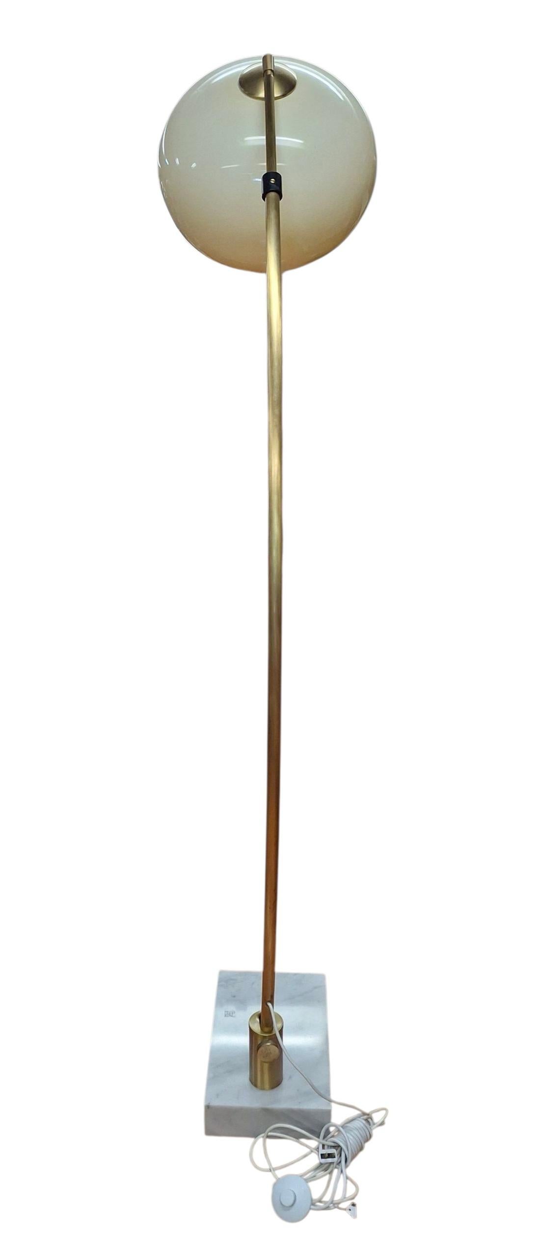 Mid-Century Brass & Marble Arc Floor Lamp In Good Condition For Sale In San Francisco, CA