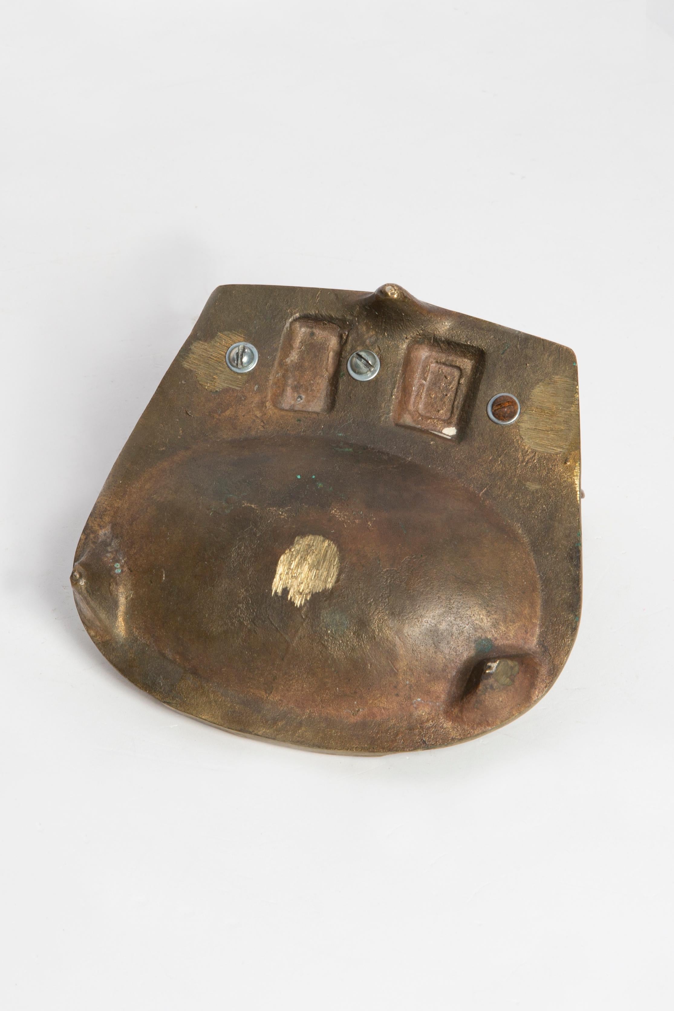 Mid Century Brass Metal Small Plate Bowl Ashtray, Gold Monkeys, Italy, 1970s For Sale 5