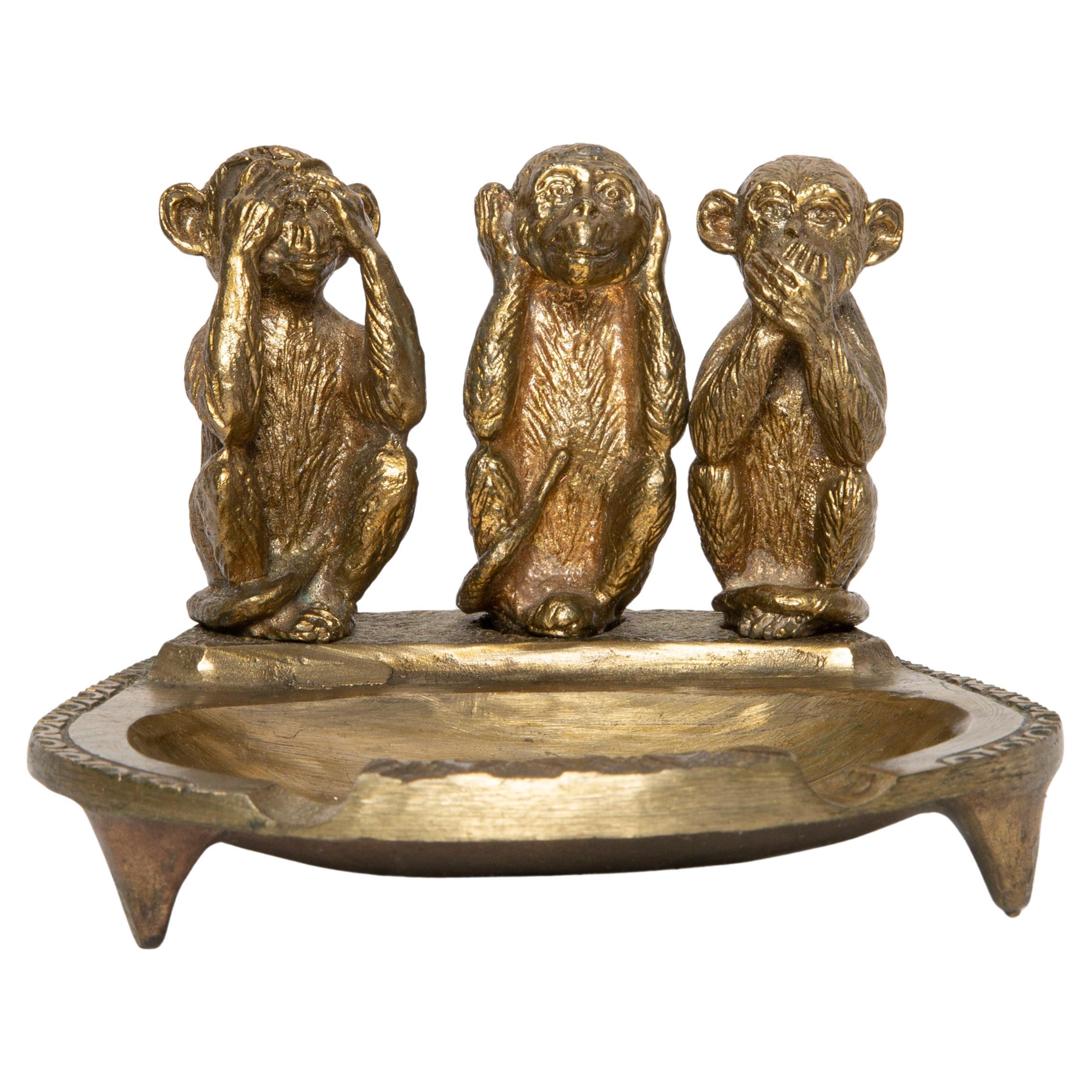 Mid Century Brass Metal Small Plate Bowl Ashtray, Gold Monkeys, Italy, 1970s