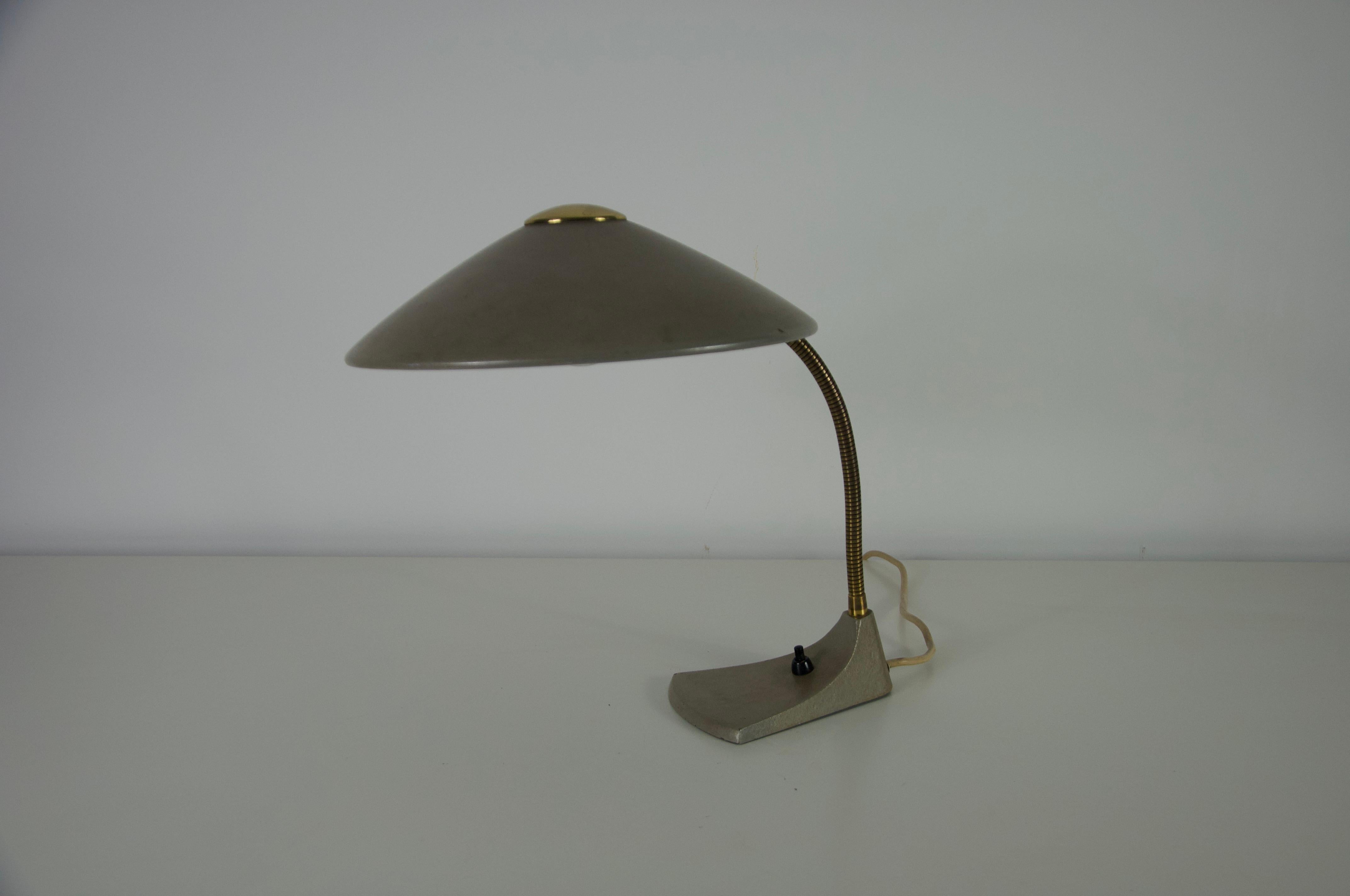 Mid Century Messing Metall Tischlampe, 1960er, Deutschland im Angebot 1